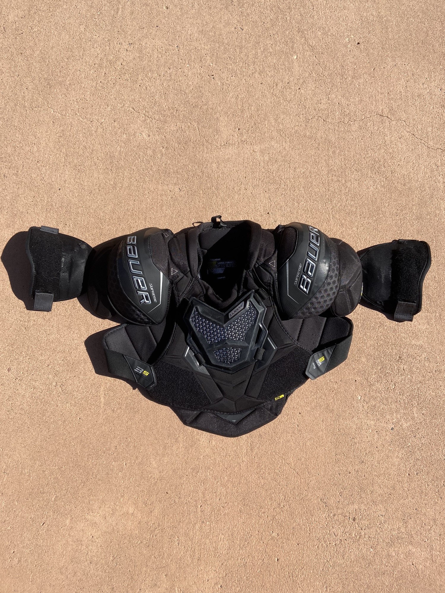 Used Large Bauer Pro Stock Supreme 3S Pro Shoulder Pads SidelineSwap