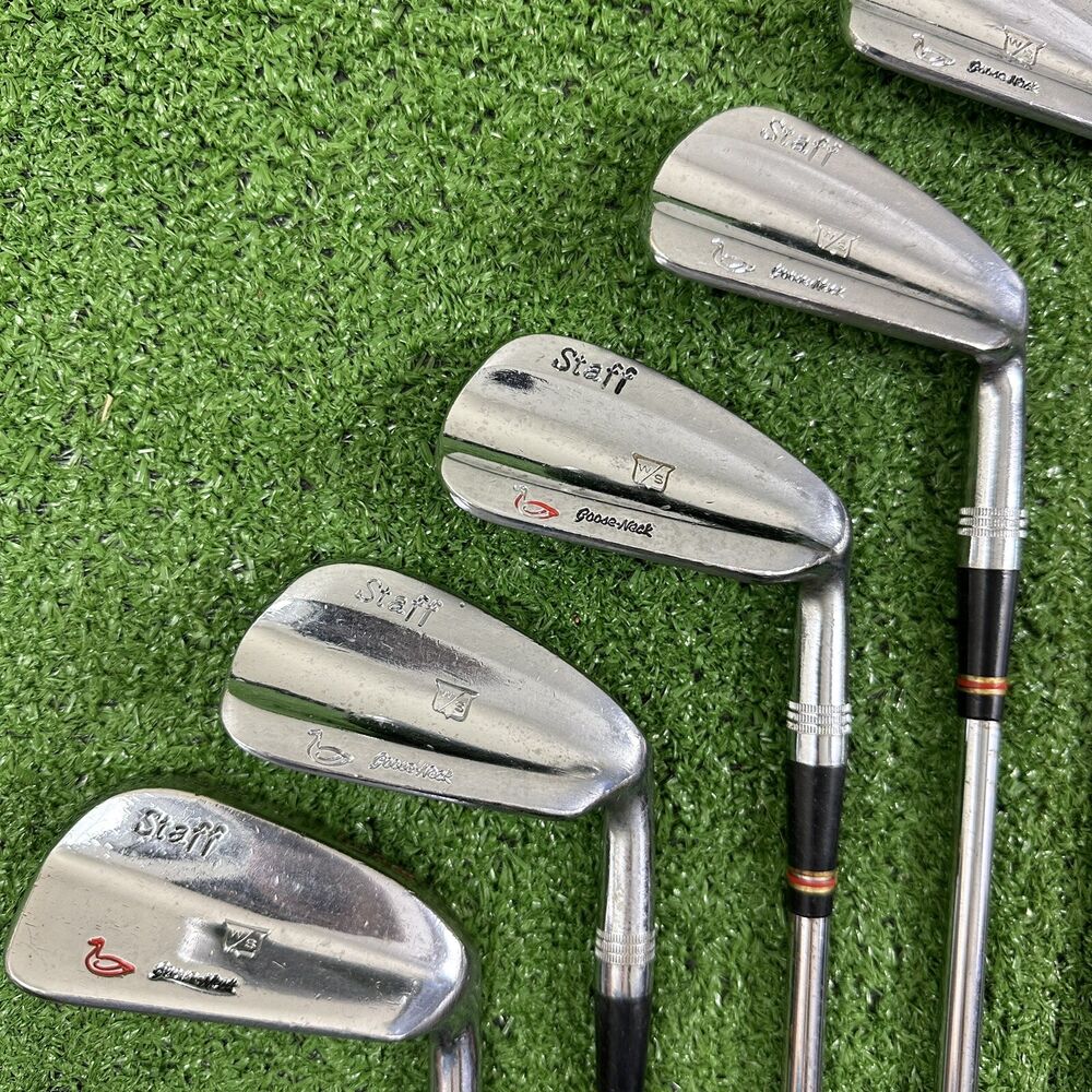 Wilson Staff Gooseneck Blades Iron Set 3PW Shaft Right Handed