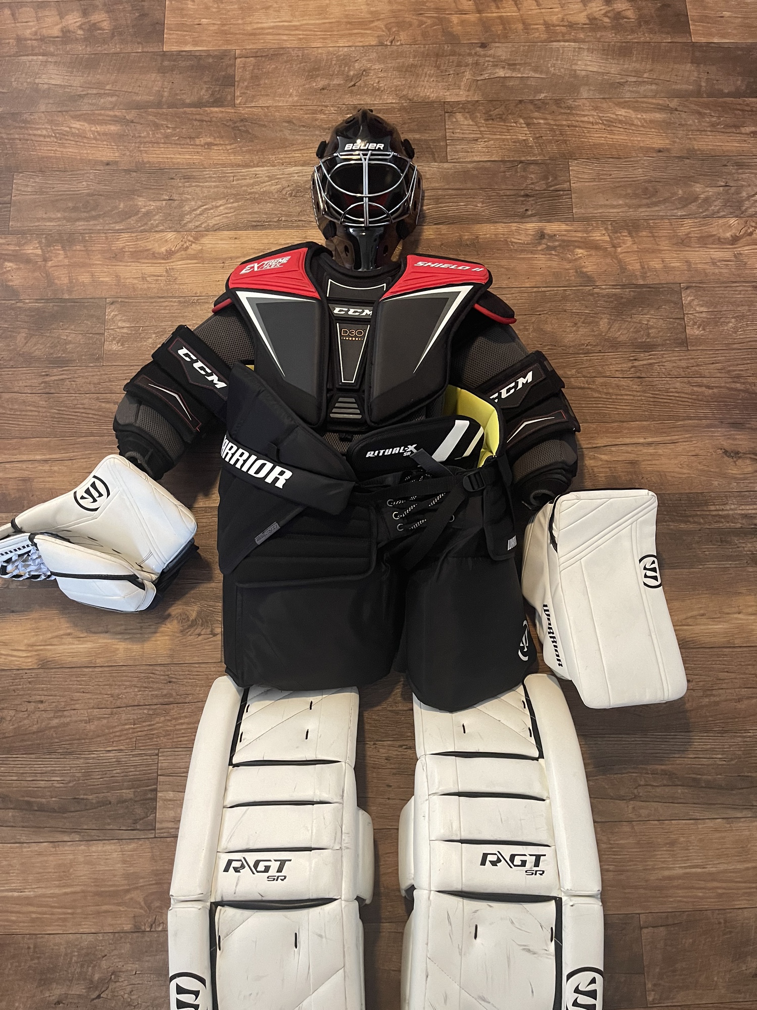 Senior Hockey Goalie Equipment SidelineSwap