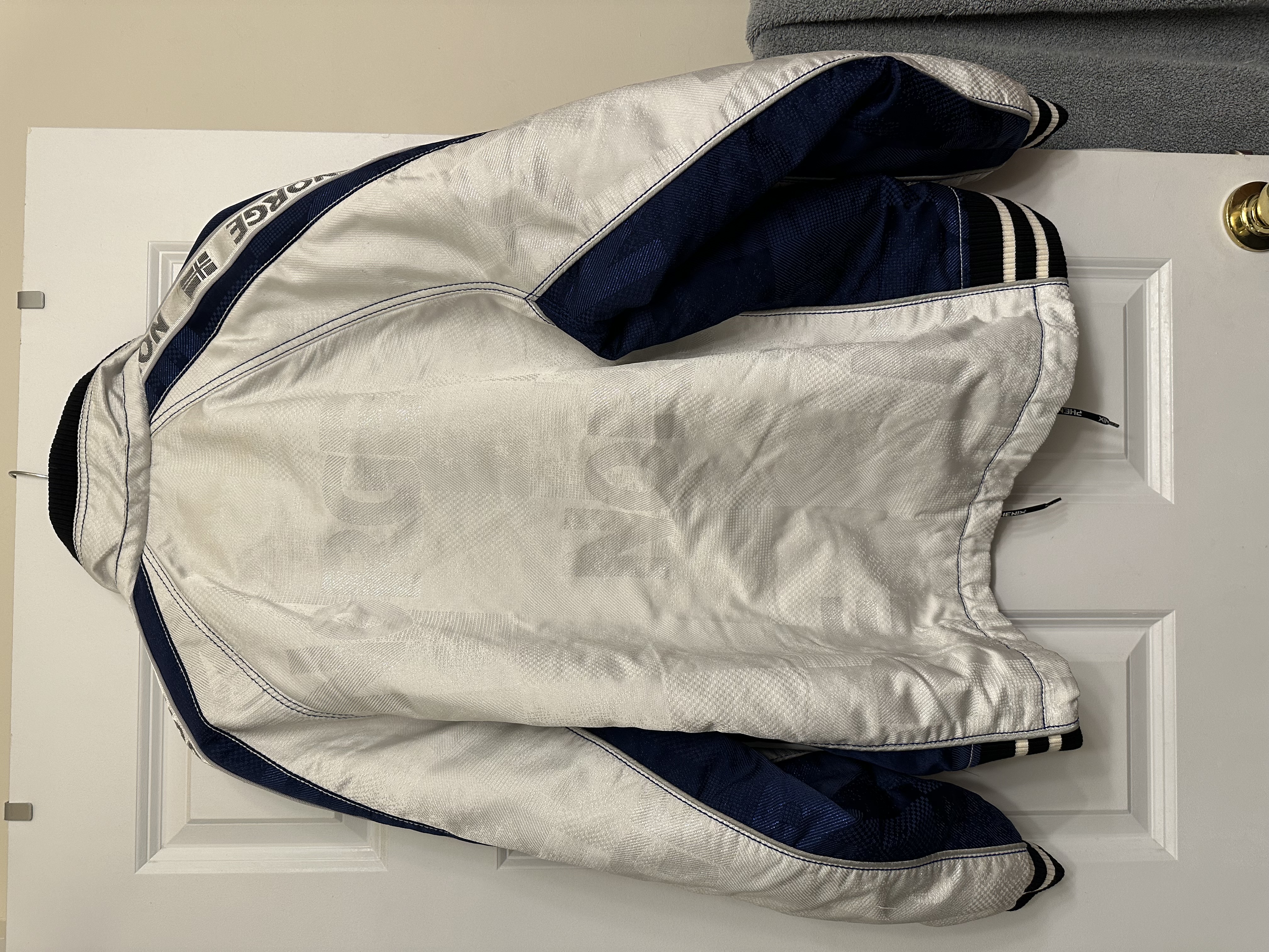 Phenix Norwegian team jacket Youth 14 | SidelineSwap | Buy