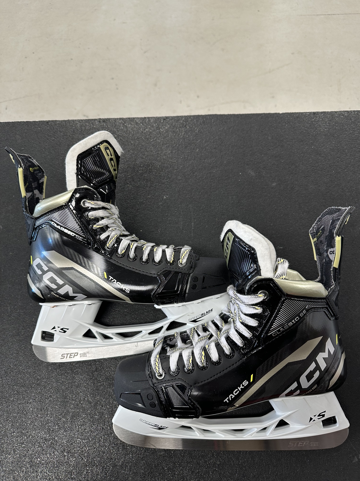 CCM Tacks Classic SE/ AS580 Skate With Step Steel SidelineSwap