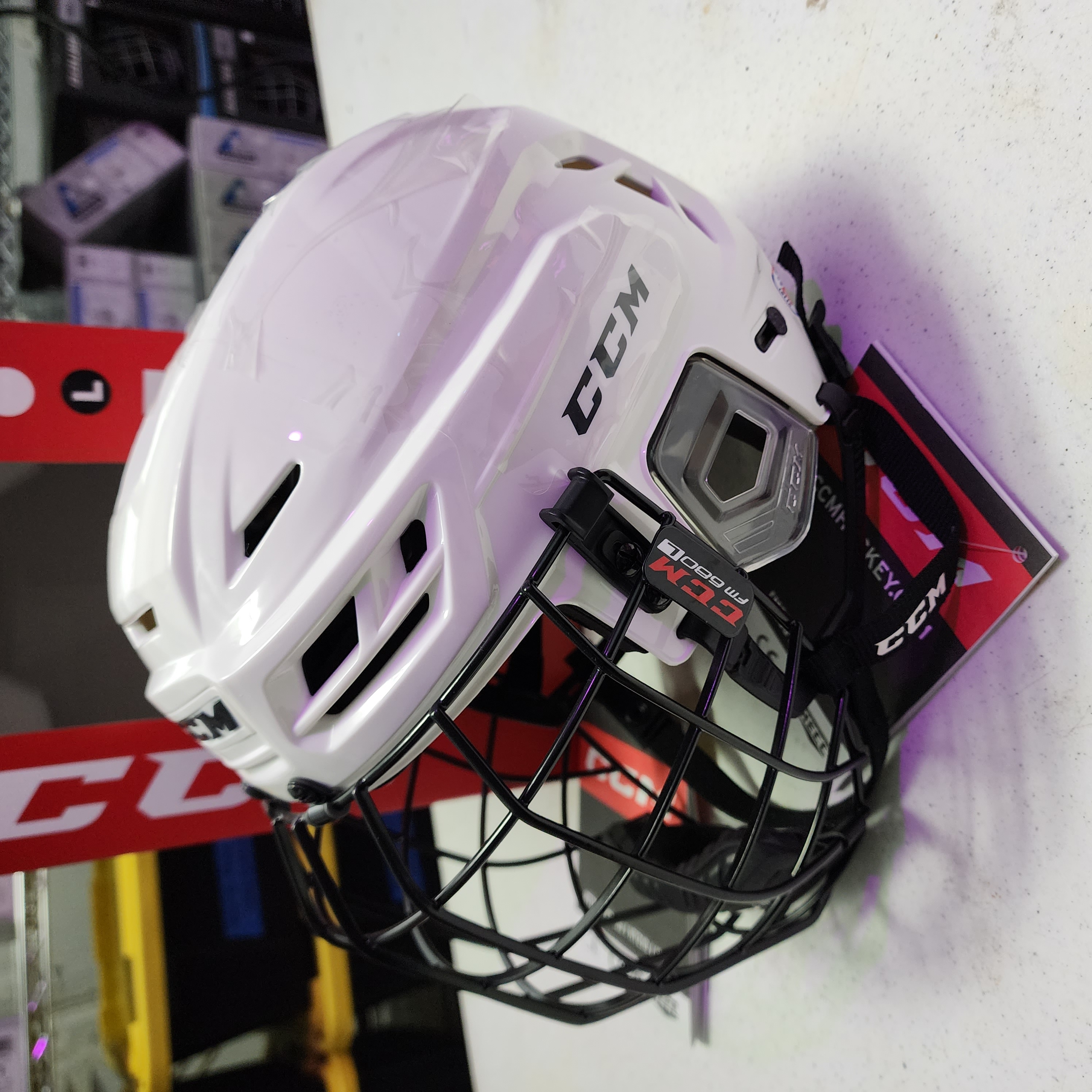 New Large CCM Tacks 710 Helmet Combo White SidelineSwap