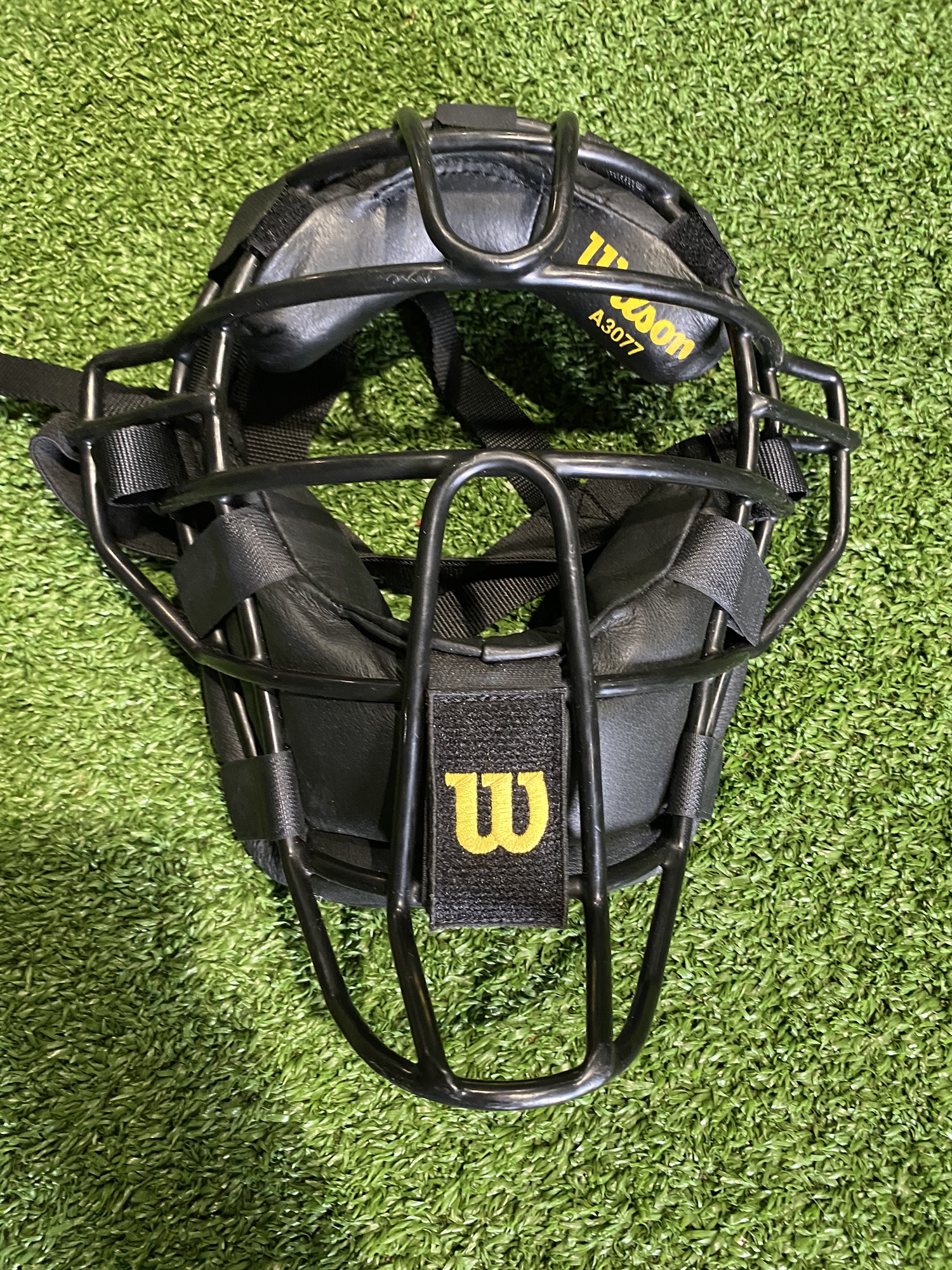 New Umpire/Catcher Mask SidelineSwap