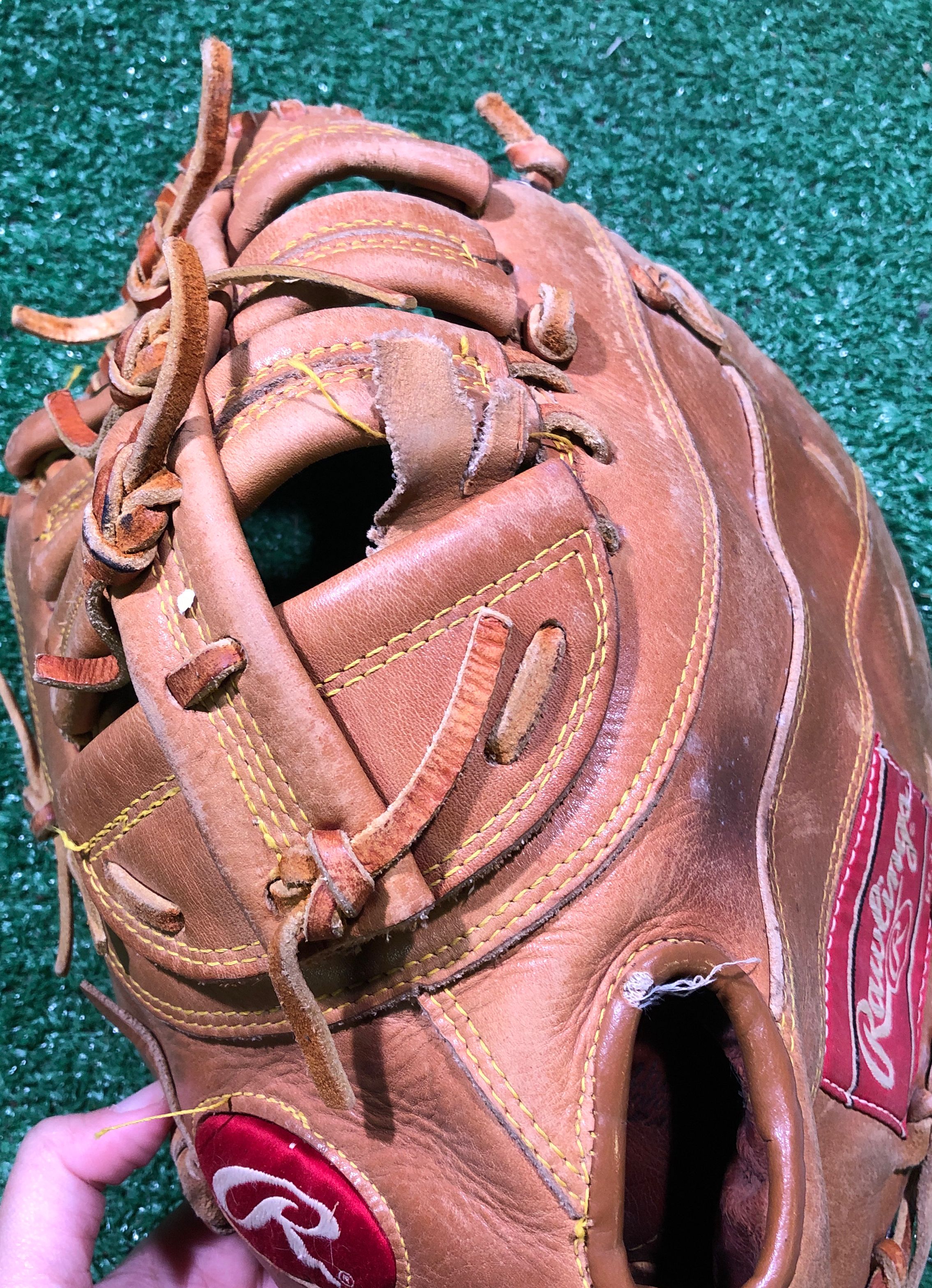 Rawlings RFM9 1st Baseman Glove (LHT) SidelineSwap
