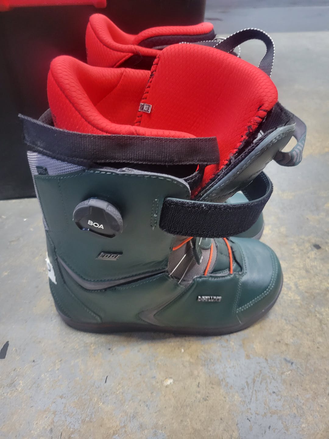 Used Deeluxe Edge Sb Boots Senior 9.5 Men's Snowboard Boots SidelineSwap