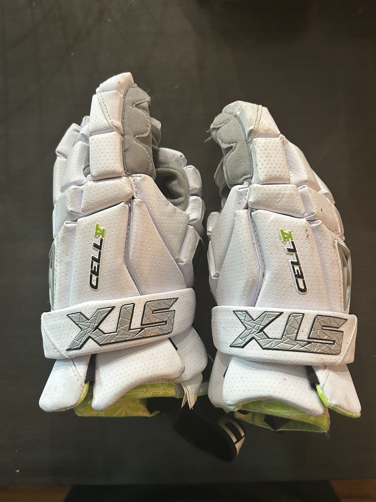 Used Player's STX Large Cell V Lacrosse Gloves SidelineSwap