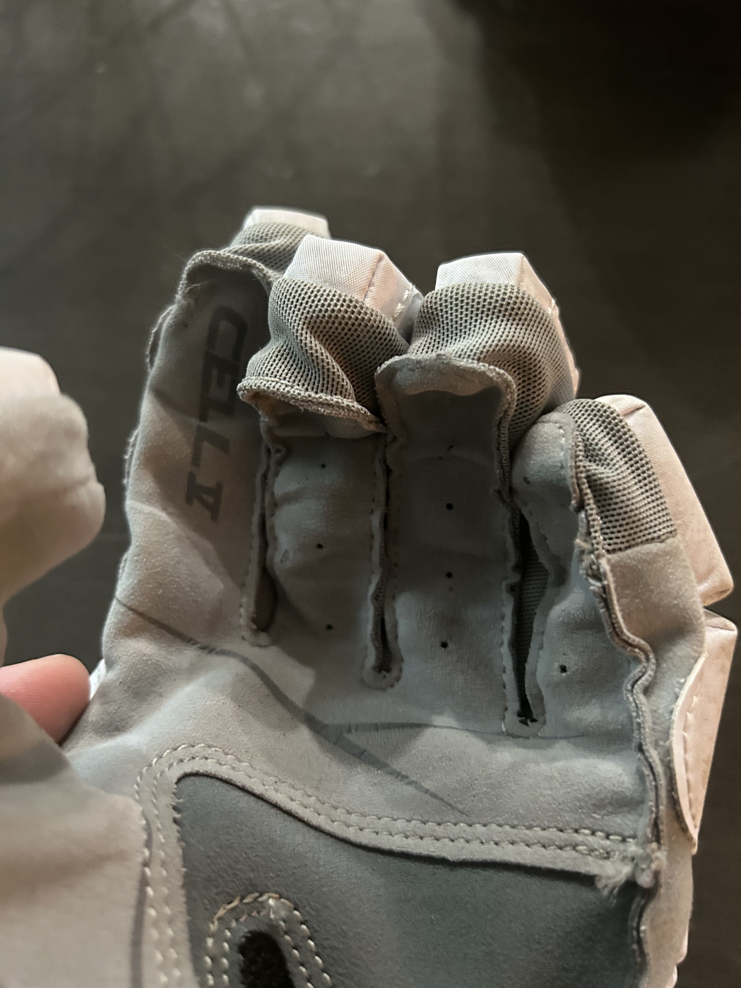 Used Player's STX Large Cell V Lacrosse Gloves SidelineSwap