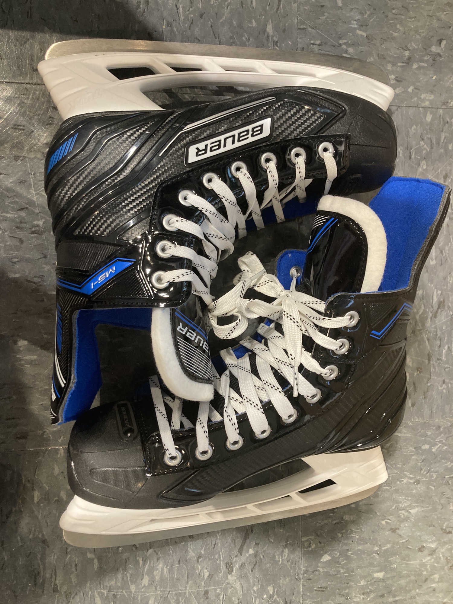 Senior Used Bauer MS1 Hockey Skates D&R (Regular) 7.0 SidelineSwap