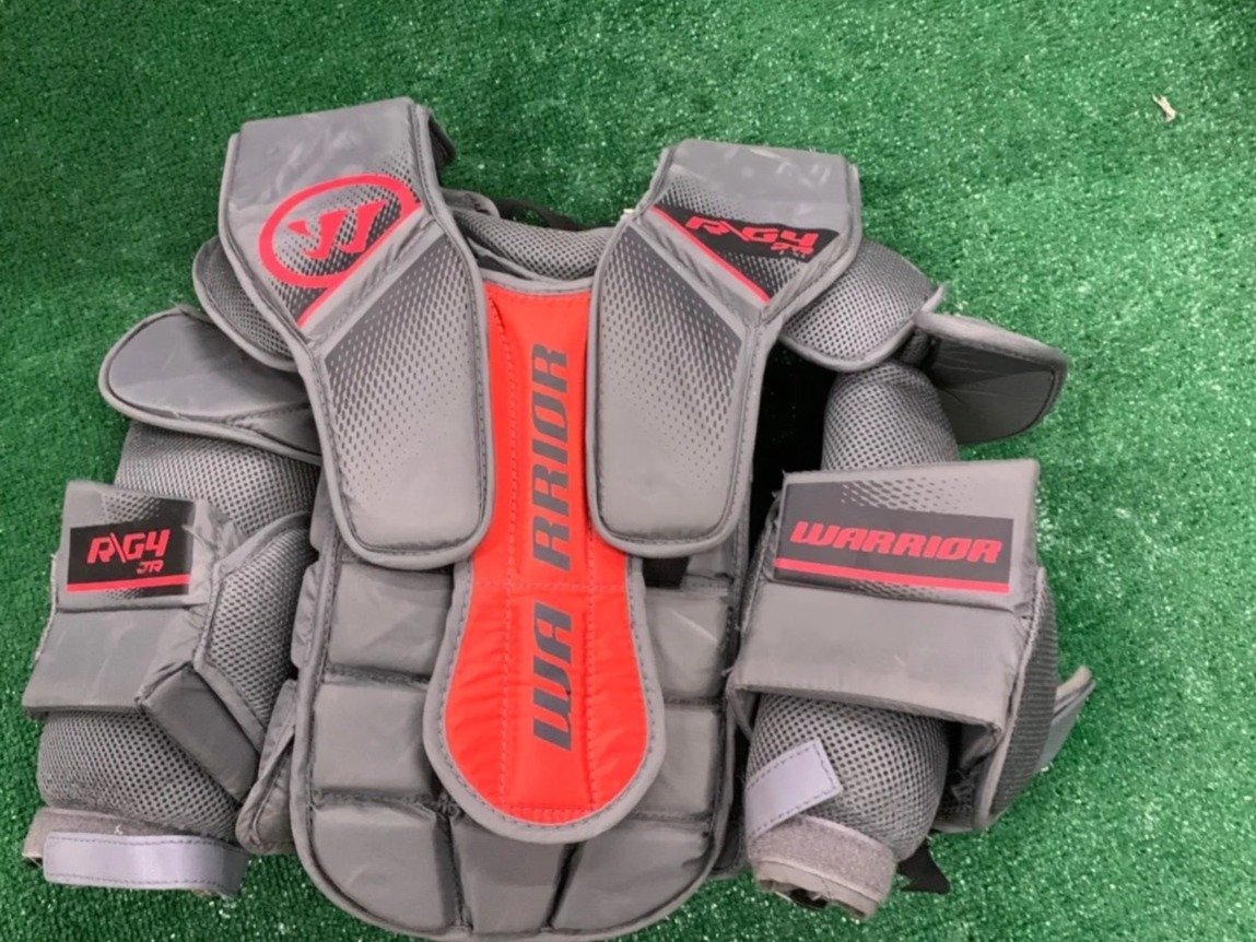 Used Junior Warrior Ritual G4 Hockey Goalie Chest Protector (Size