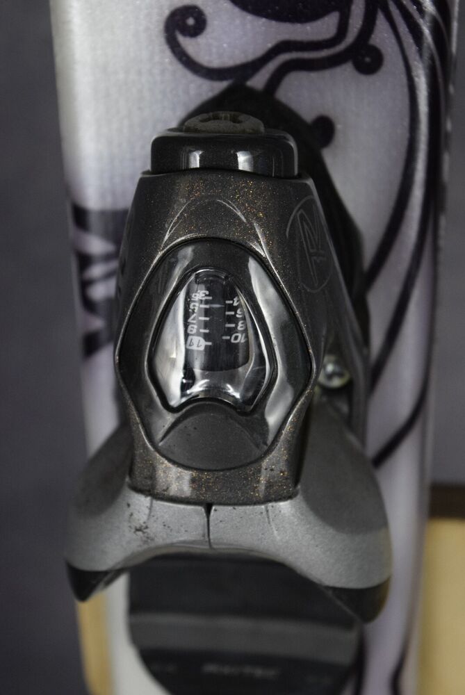 Salomon MYNX 166㎝ Salomon MYNX 166㎝ SALOMON MYNX SKIS SIZE 166