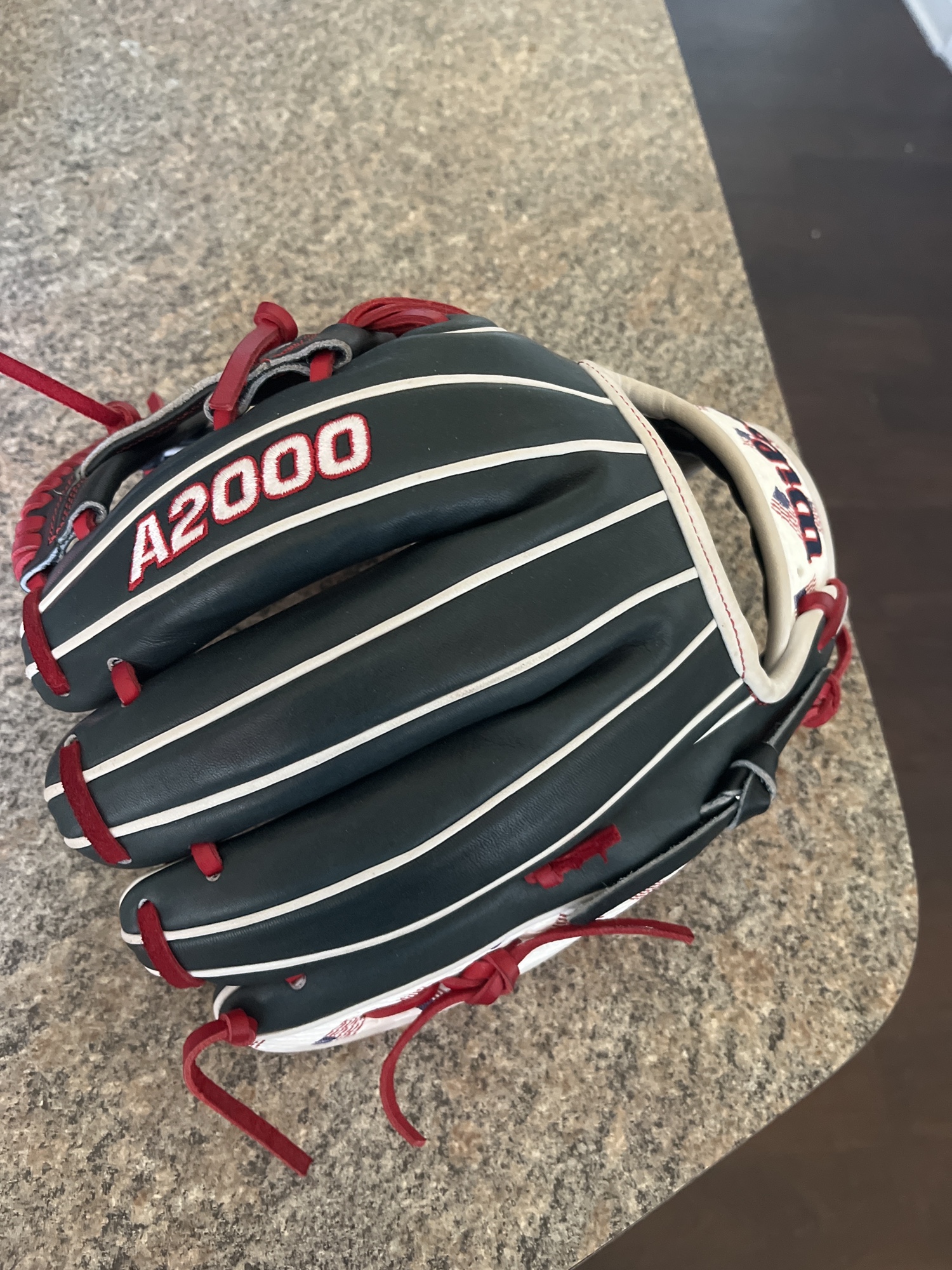 New 2023 Infield 11.5" A2000 Baseball Glove July Glove Of The Month
