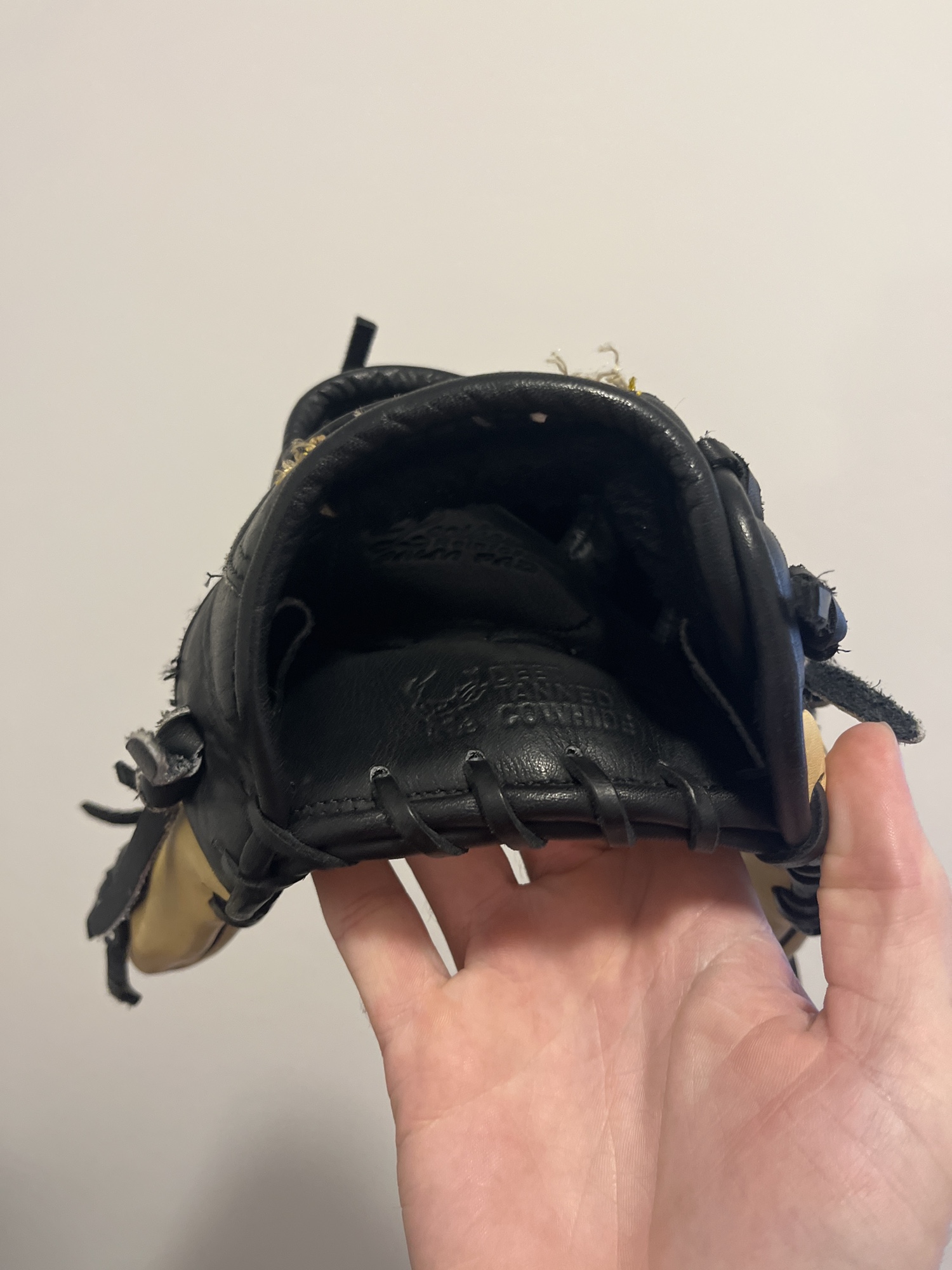 Rawlings gold glove 11.5 baseball glove SidelineSwap