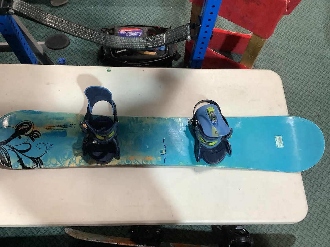 Used K2 Skylla W Burton Bind 147 Cm Men's Snowboard Combo SidelineSwap