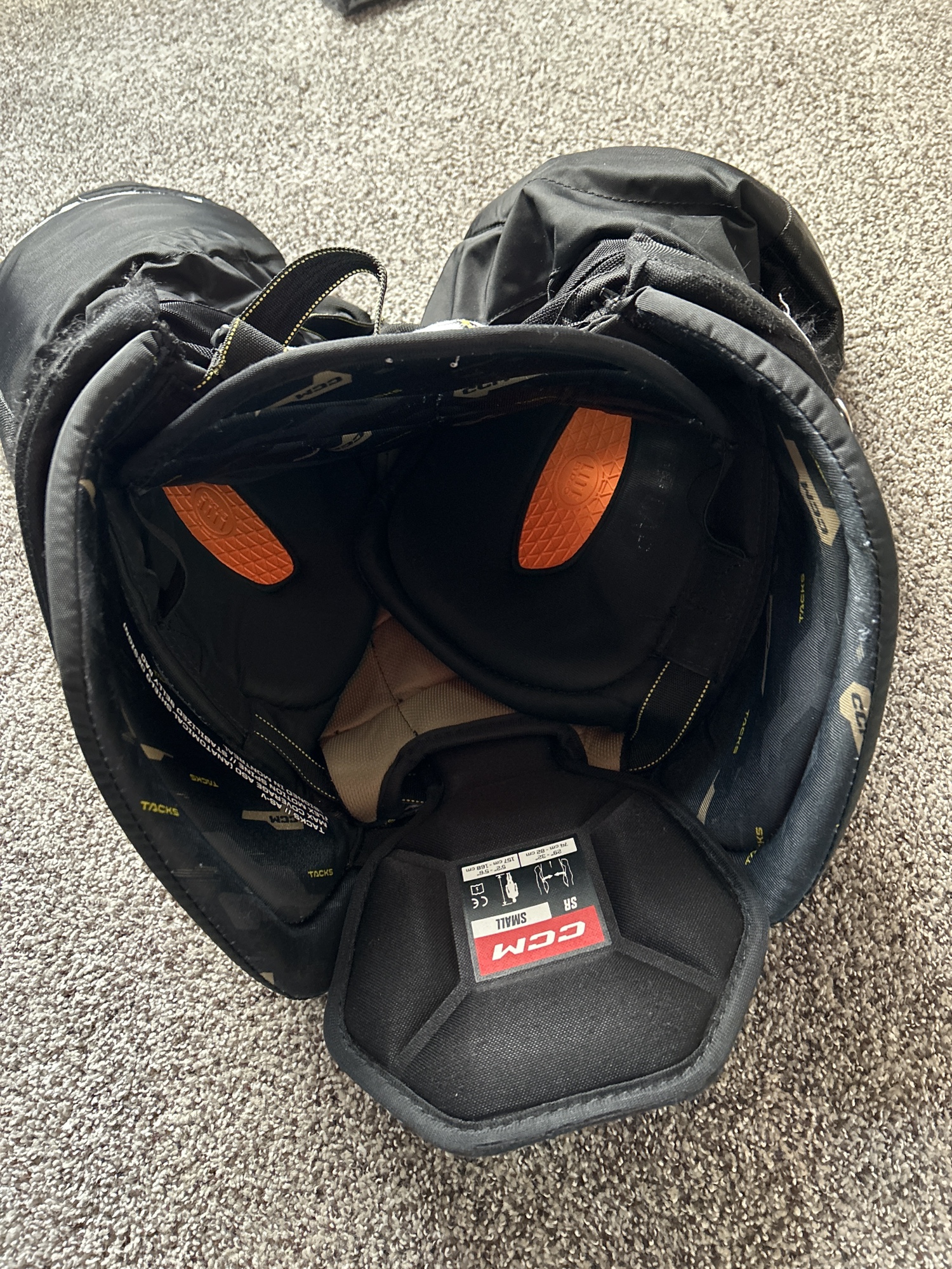 Ccm Asv hockey brezzers SidelineSwap