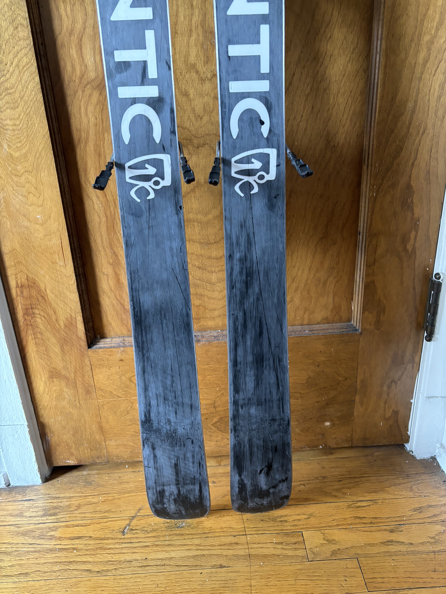 Icelantic Pioneer 86 174cm with Adjustable Marker FDT11 Gripwalk