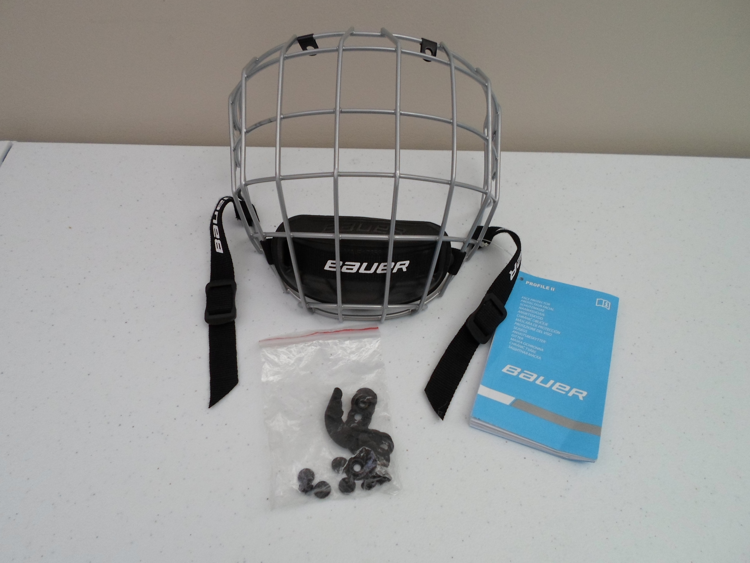 New Medium Bauer Profile II Facemask Full Cage Silver SidelineSwap