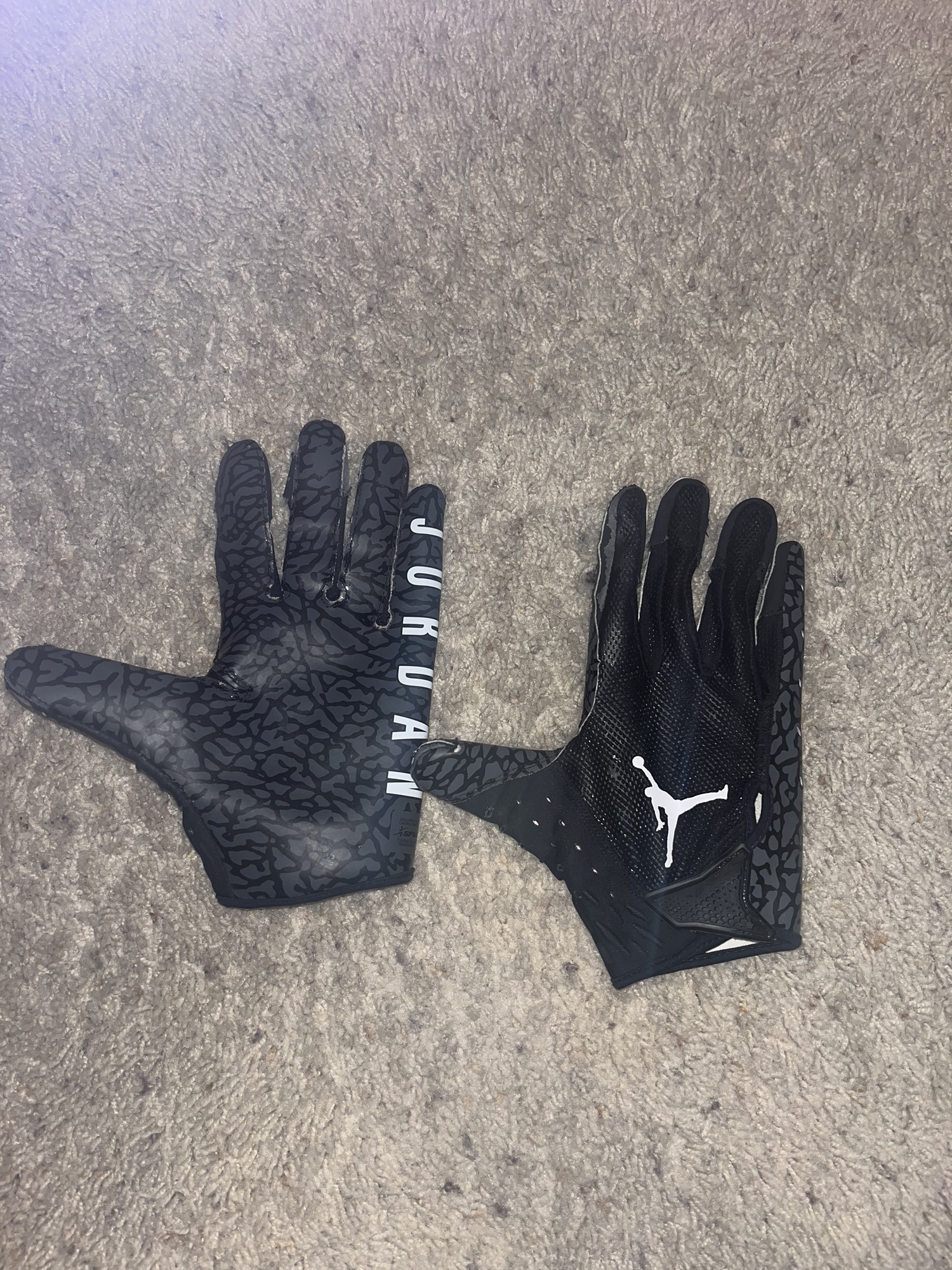 Black Adult XL Air Jordan Gloves SidelineSwap