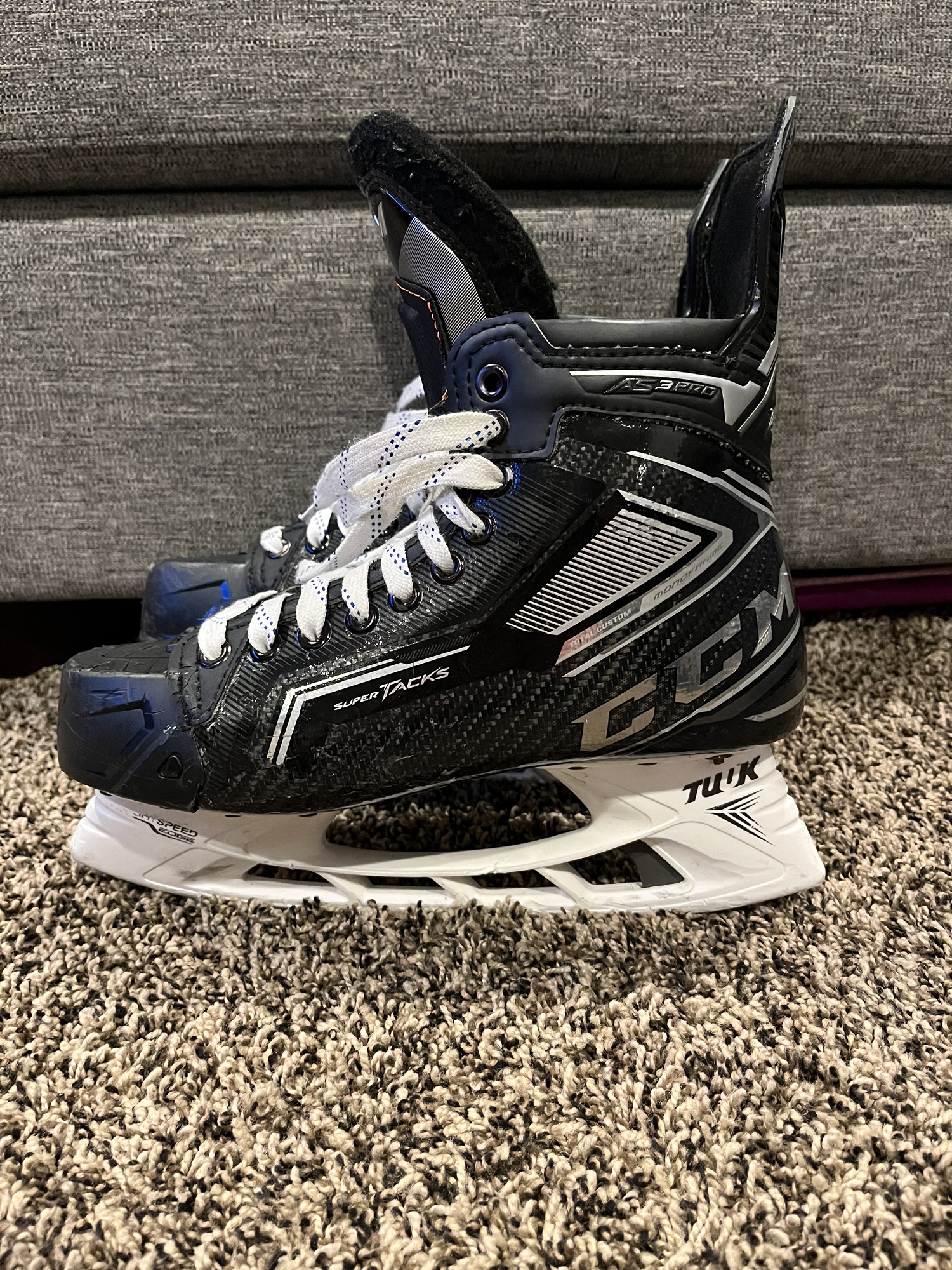 CCM Pro Stock Size 8 Super Tacks AS3 Pro Hockey Skates SidelineSwap
