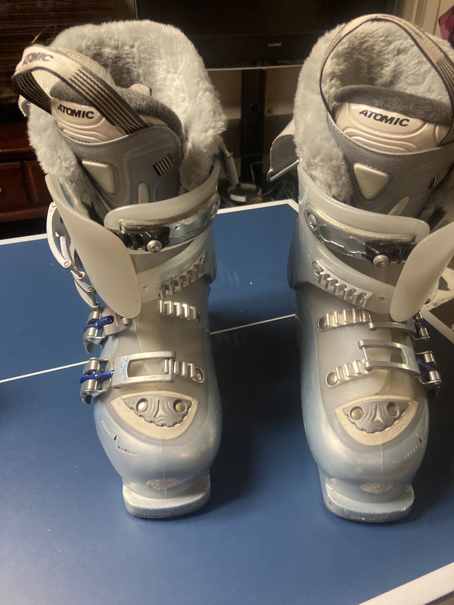 Used Atomic Ski Boots | SidelineSwap