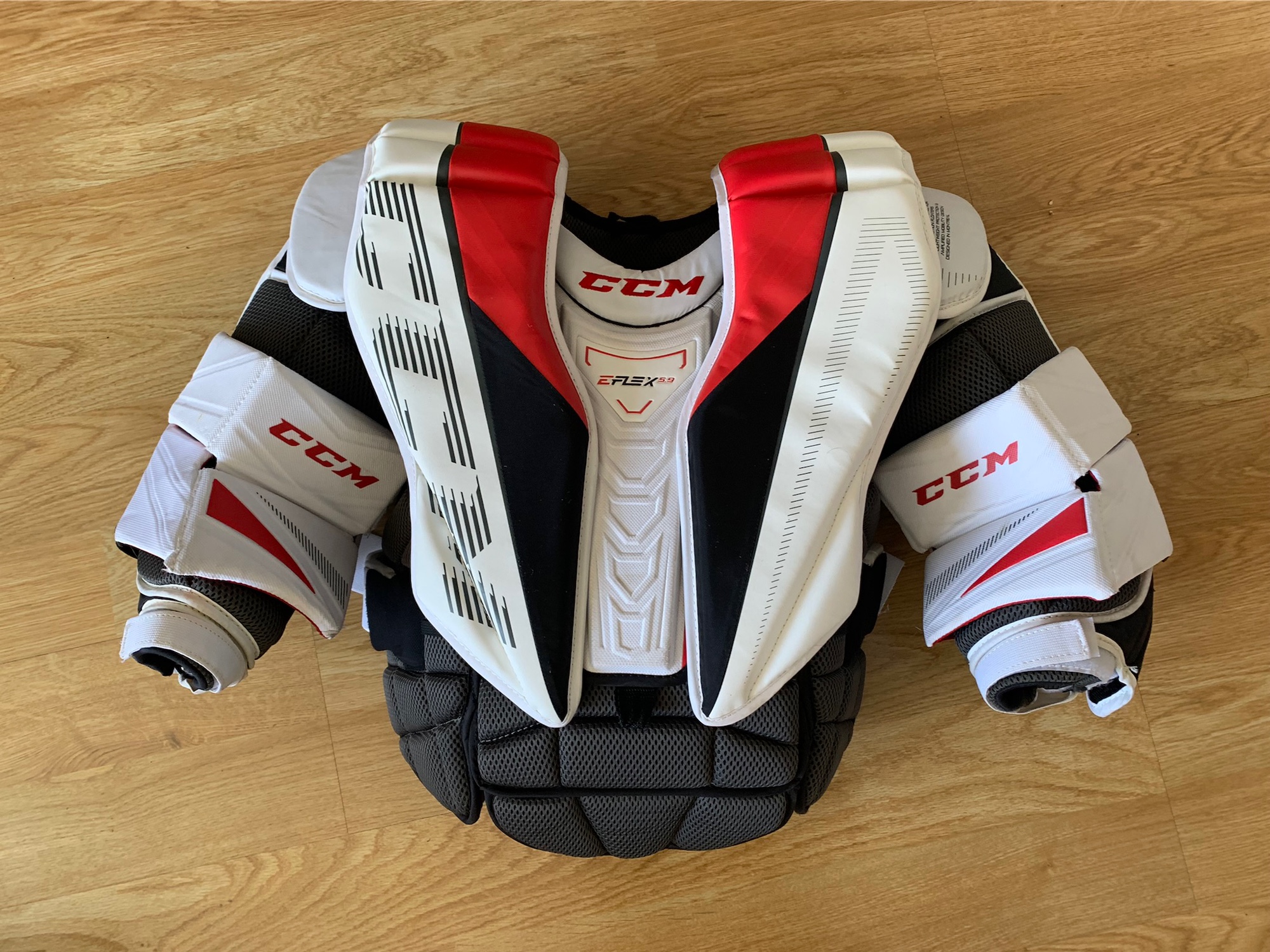 Used Small CCM Eflex 5.9 Goalie Chest Protector SidelineSwap