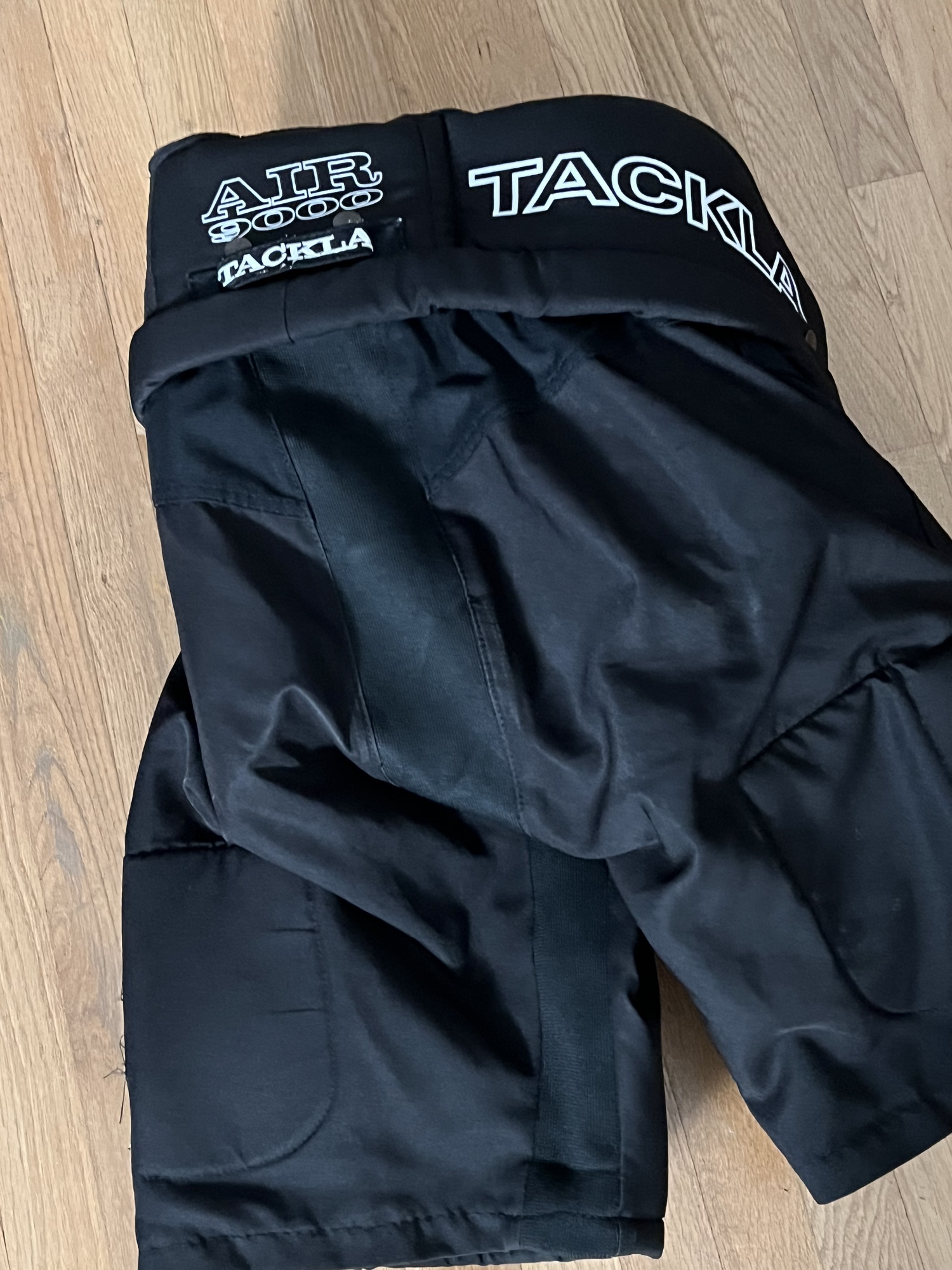 Senior Size 50 Tackla Air 9000 Hockey Pants SidelineSwap