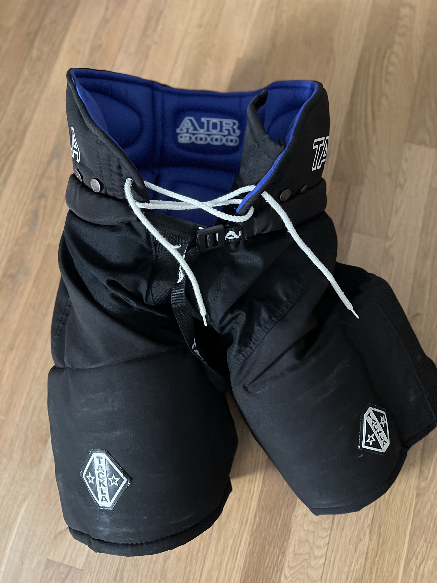Senior Size 50 Tackla Air 9000 Hockey Pants SidelineSwap