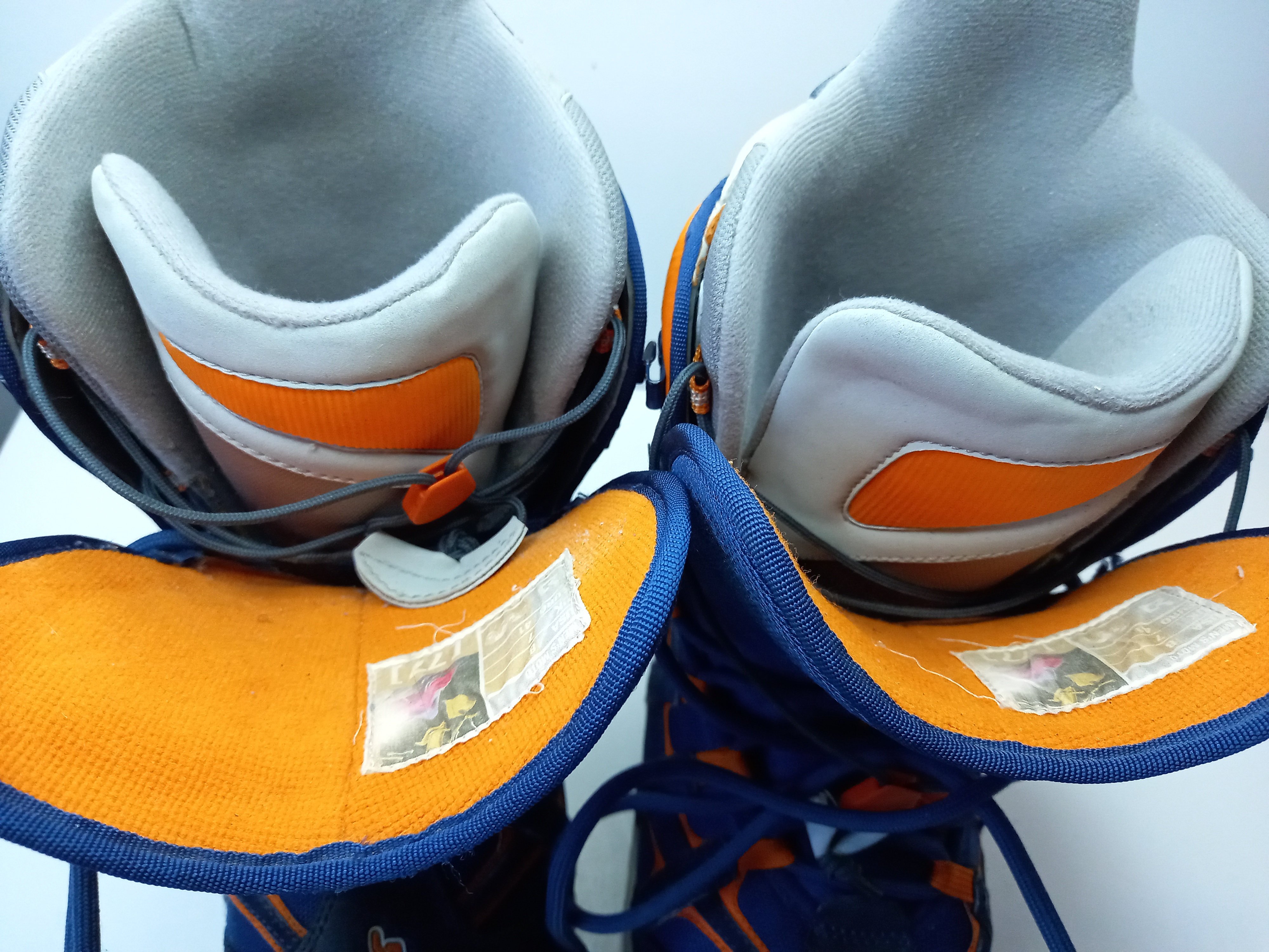 Men's Used Size 8.0 (Women's 9.0) Burton Moto Blue Snowboard Boots