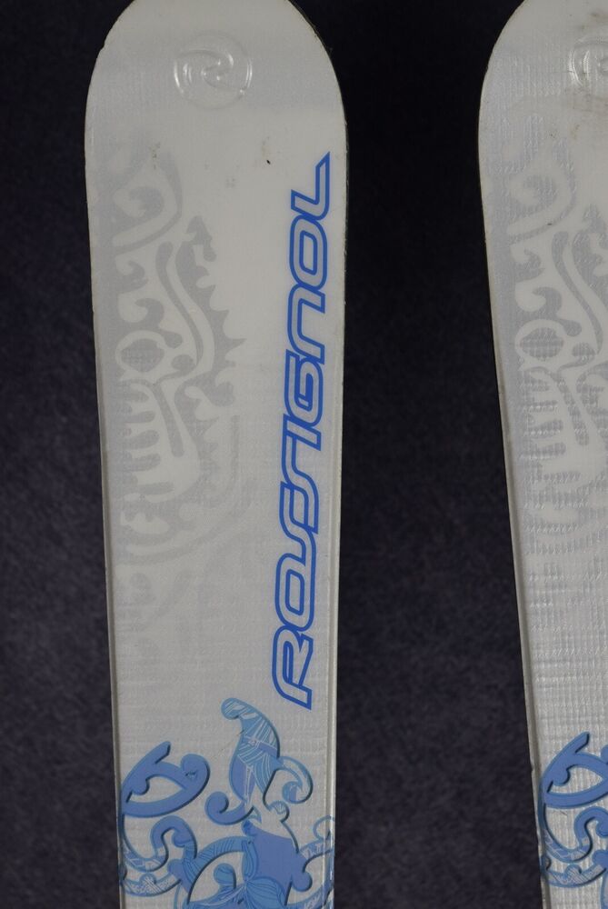 ROSSIGNOL SAPHIR RS SKIS SIZE 154 CM WITH ROSSIGNOL BINDINGS