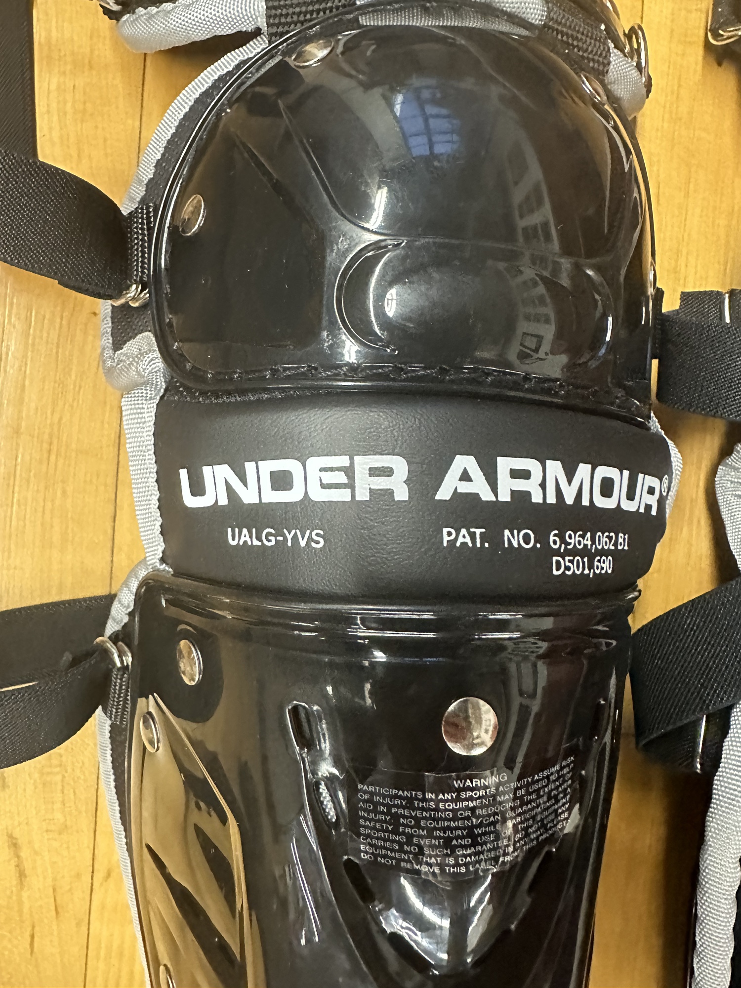 New Under Armour Youth Victory Series Catcher's Set Black SidelineSwap