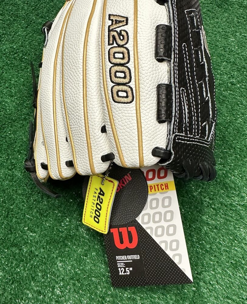 Wilson A2000 SCV125 12.5" Spin Control Fastpitch Softball Outfield