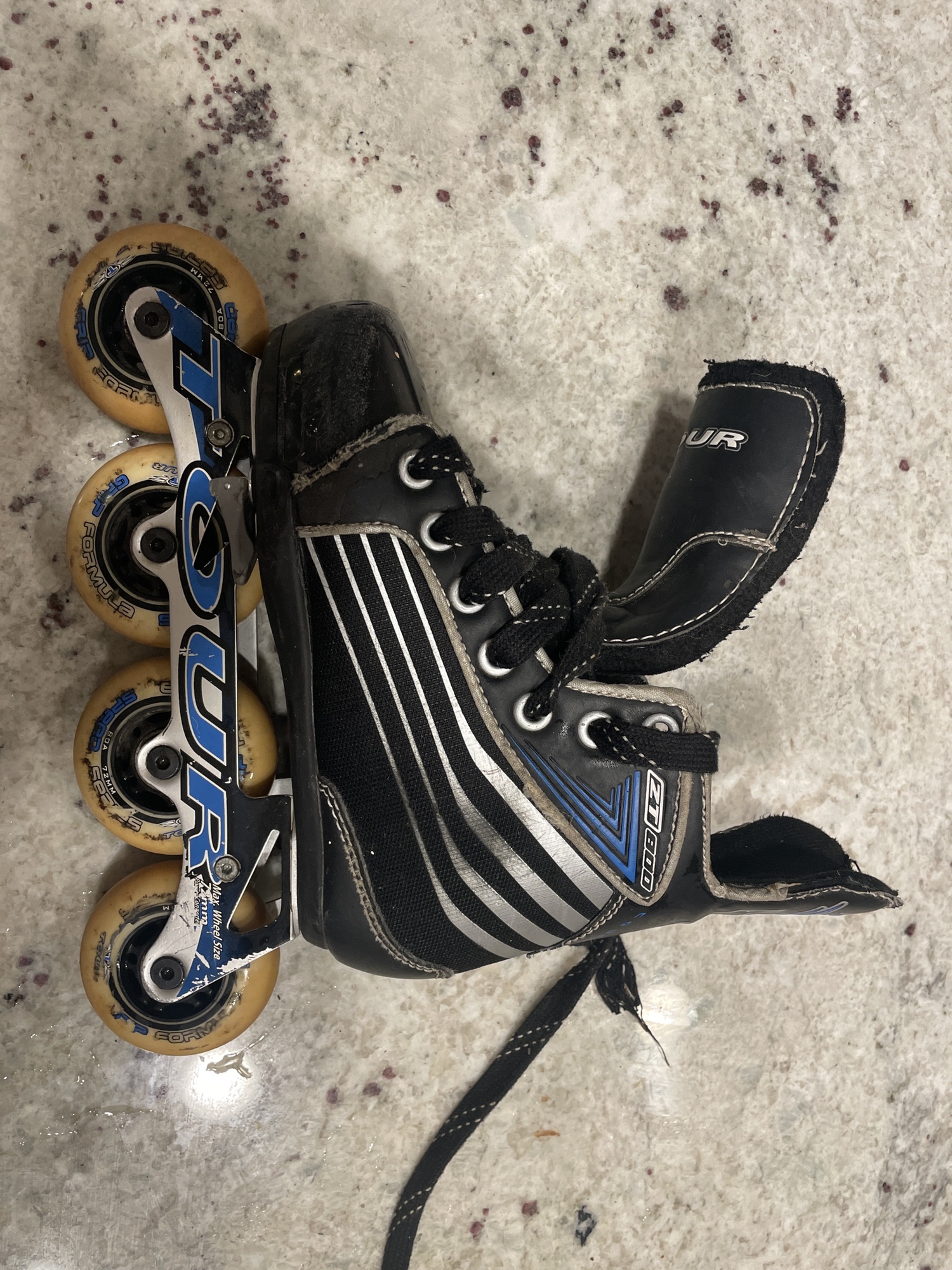 Tour ZT 800 adjustable roller blades SidelineSwap