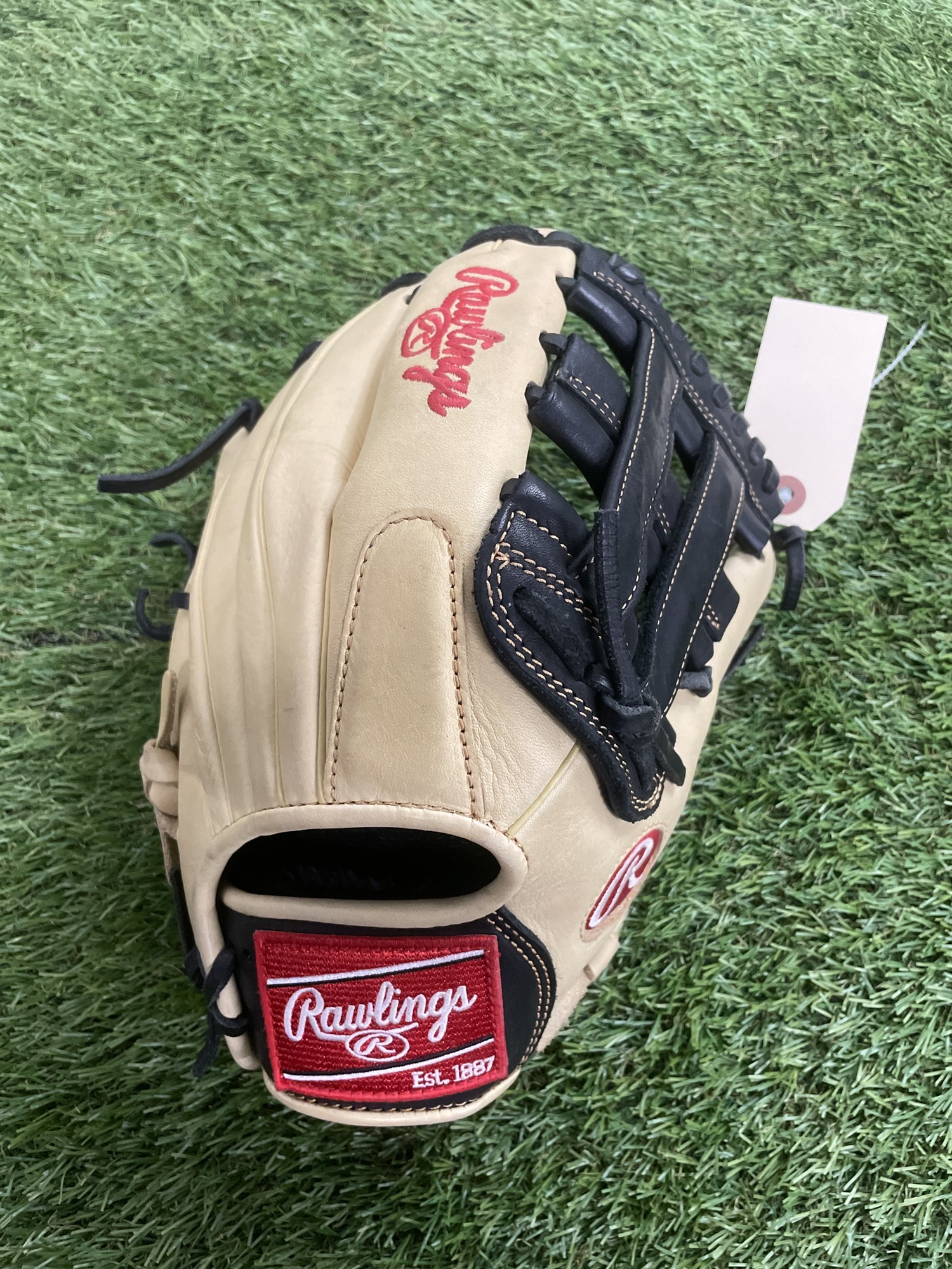 Used Rawlings Gold Glove Elite Right Hand Throw Outfield Baseball Glove