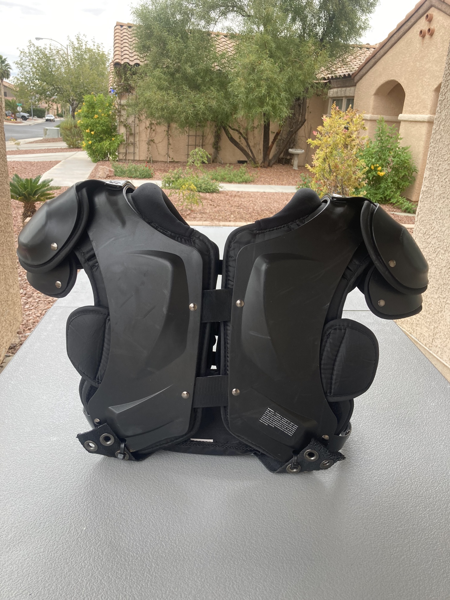 Mens Xenith Velocity Pro Lite Shoulder Pads SidelineSwap