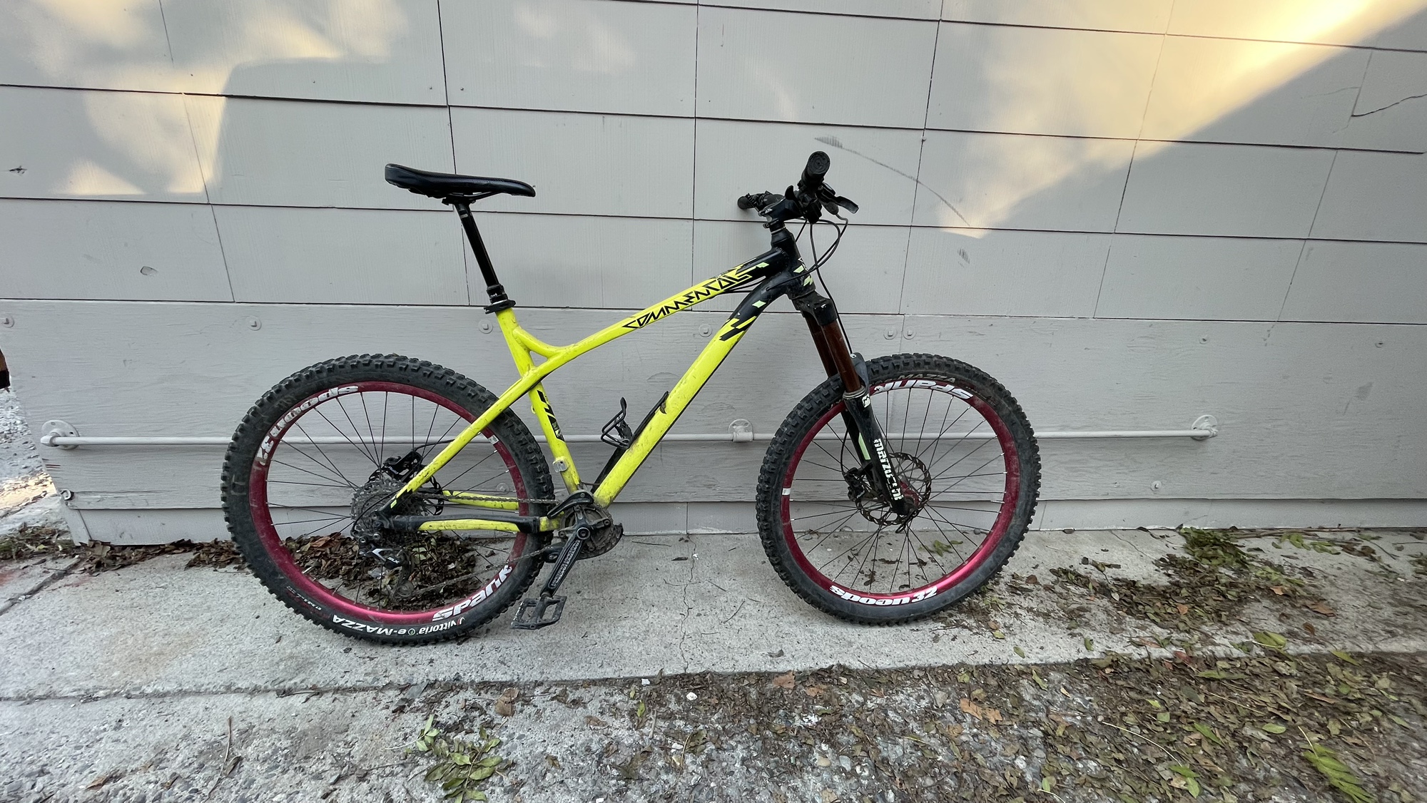 Mountain Bike XL All Mountain hardtail SidelineSwap