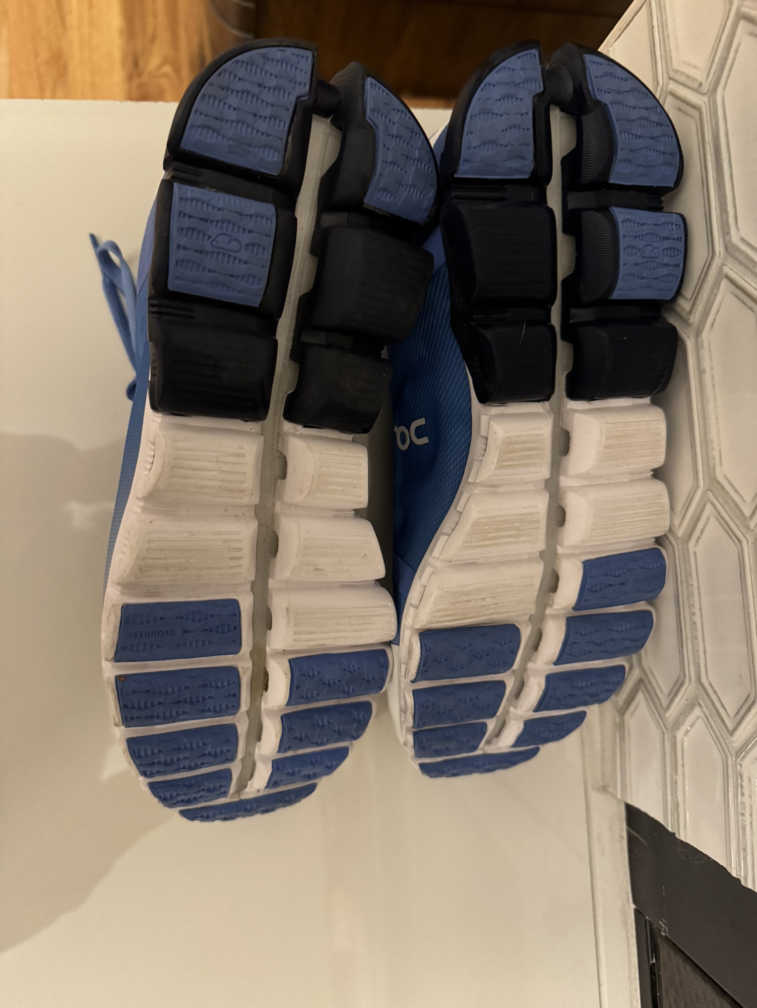 cloudstepper tennis shoes