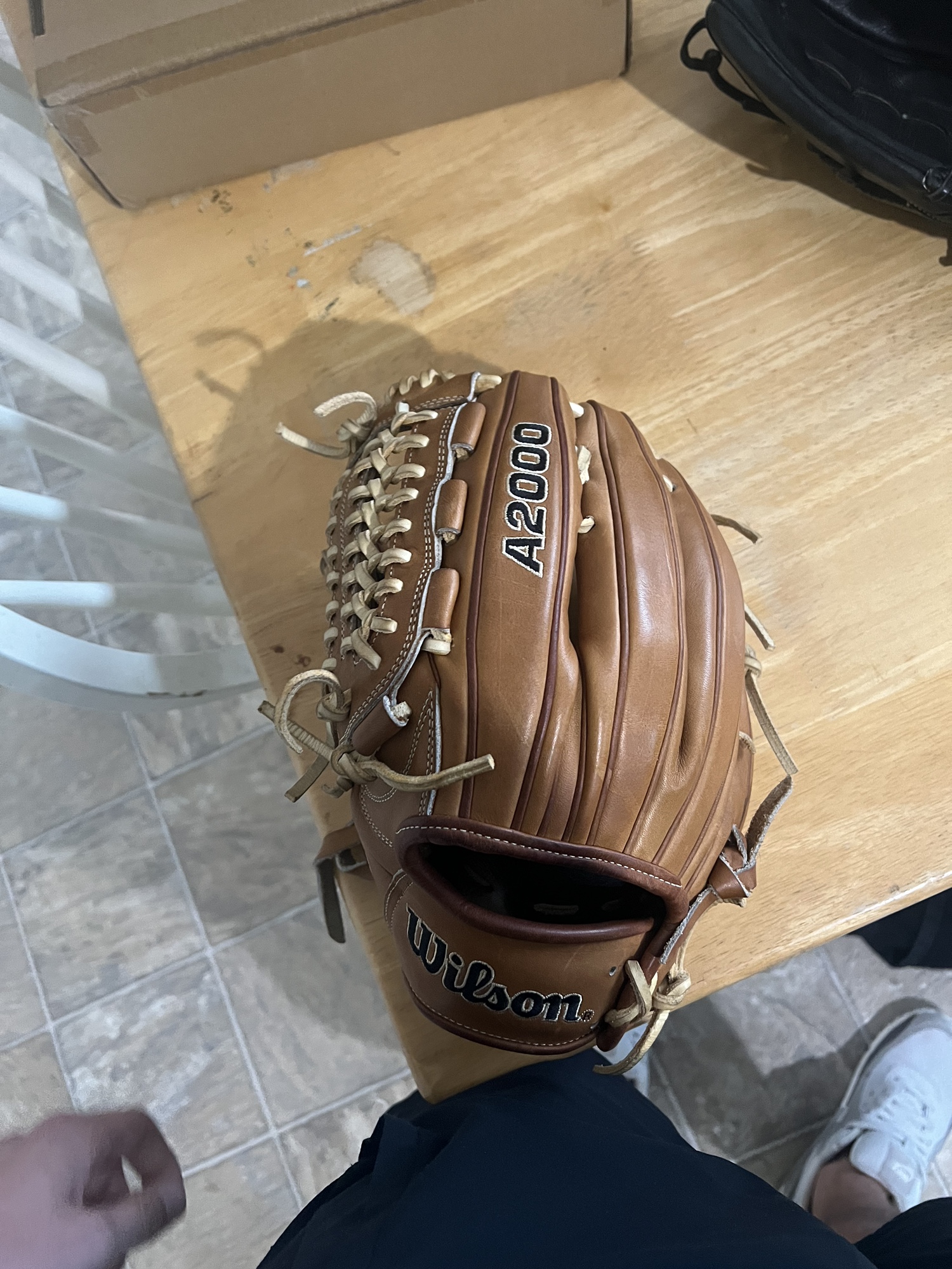New 2023 Left Hand Throw 11.75" A2000 Baseball Glove SidelineSwap