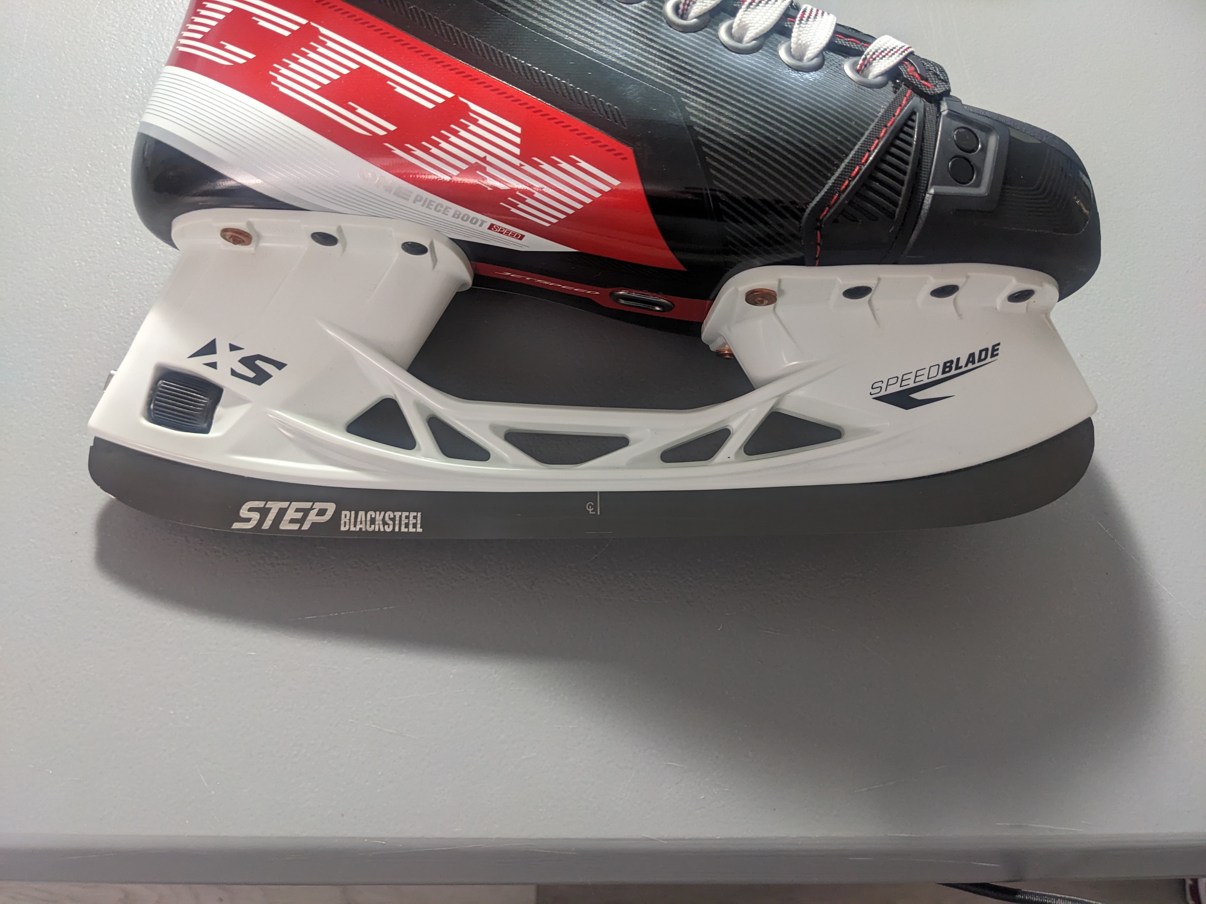 更に値下げ‼️お得です‼️CCM STEP BLACKSTEEL 255 Ccm STEP Blacksteel 255mm | SidelineSwap | Buy and Sell on