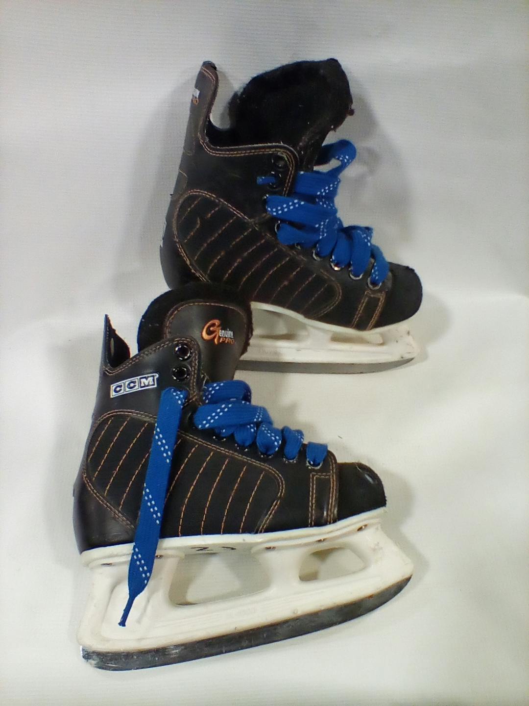 Used Ccm Ice Skates 1 Ice Hockey Skates SidelineSwap