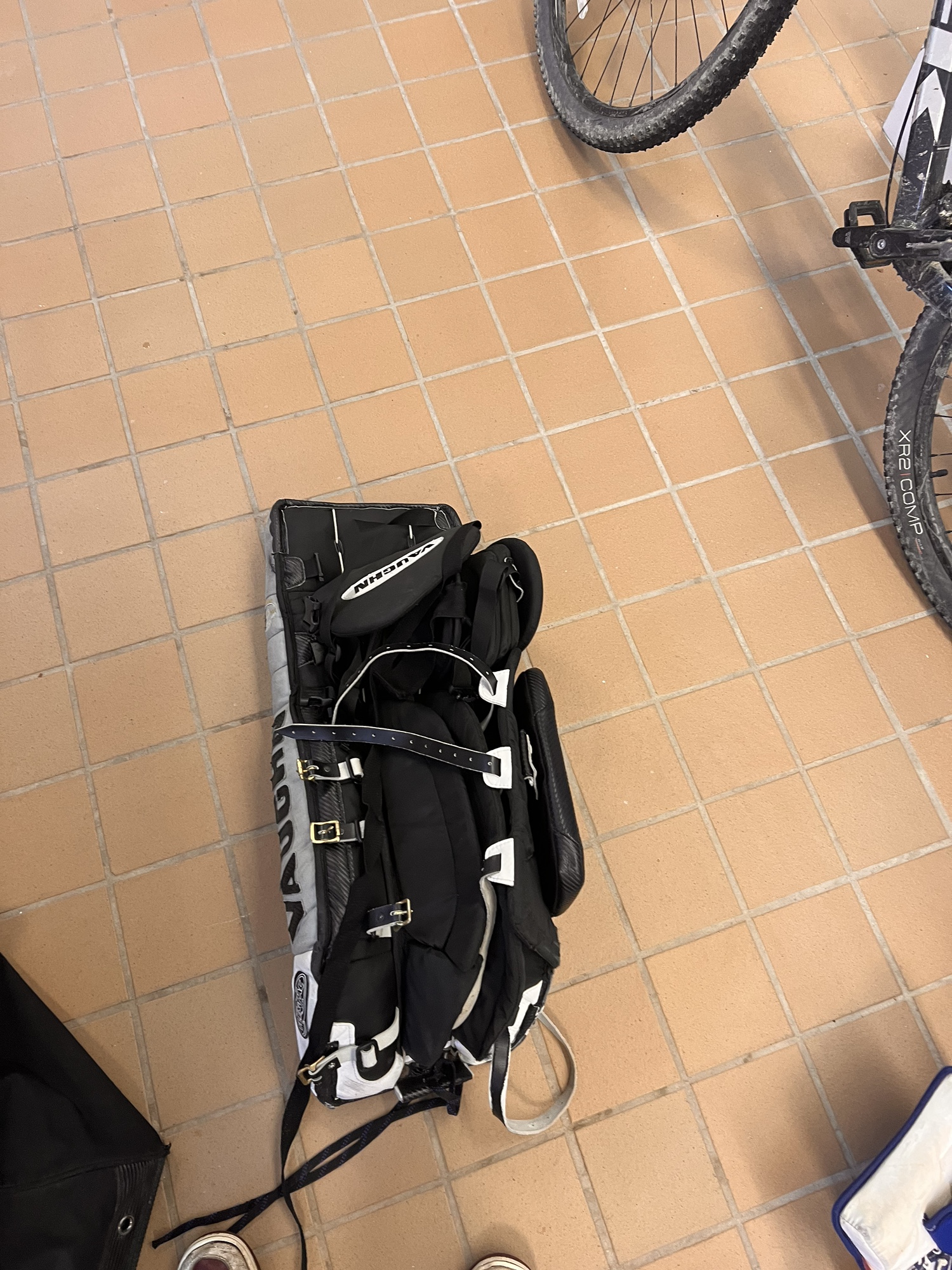 Used Goalie Gear (full set) (with 2 sticks) SidelineSwap