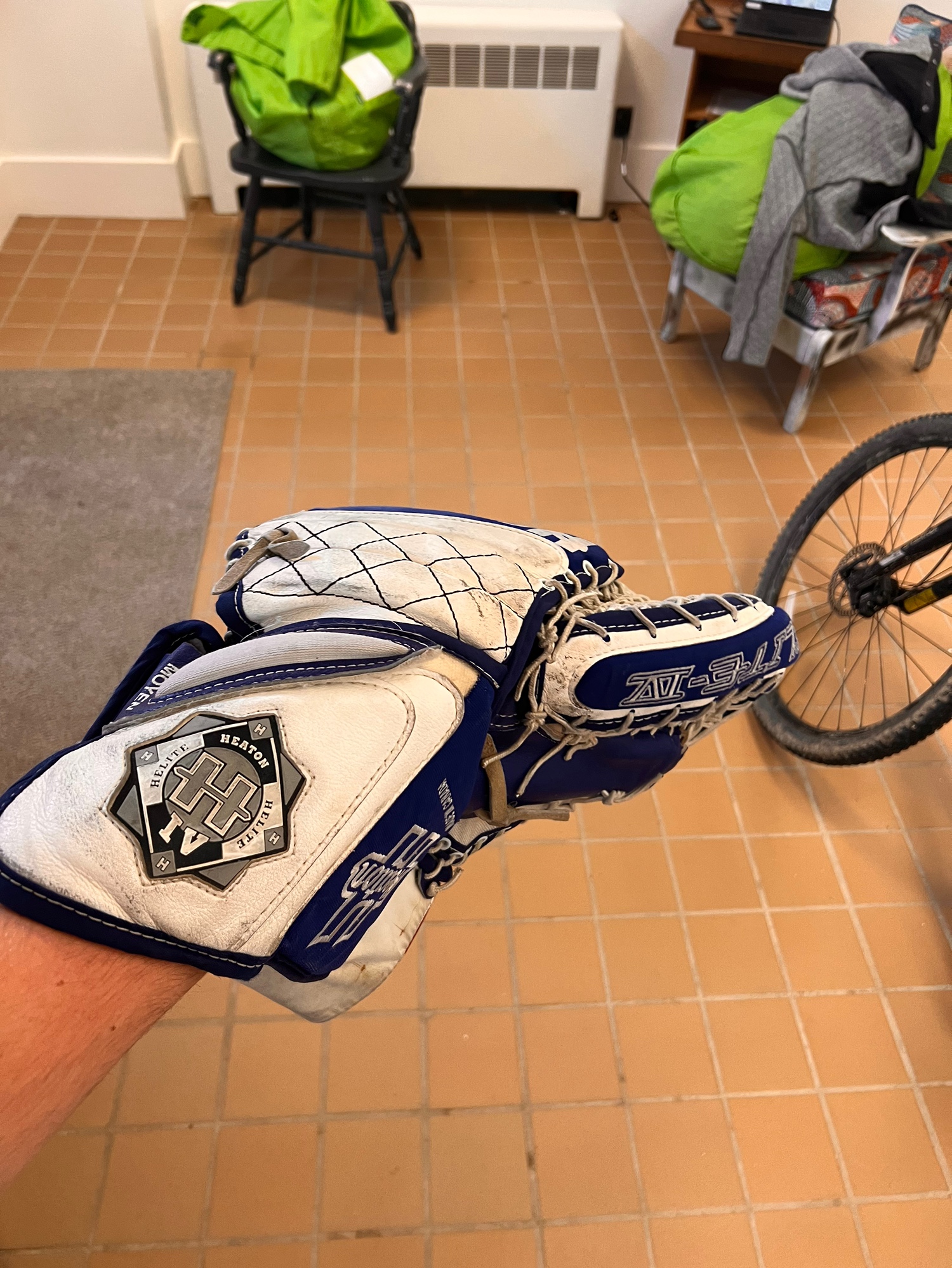 Used Goalie Gear (full set) (with 2 sticks) SidelineSwap