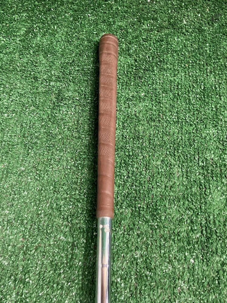 Golf Design Woodie Mallet Putter RH Steel 35.5 Inches Good Grip Nice
