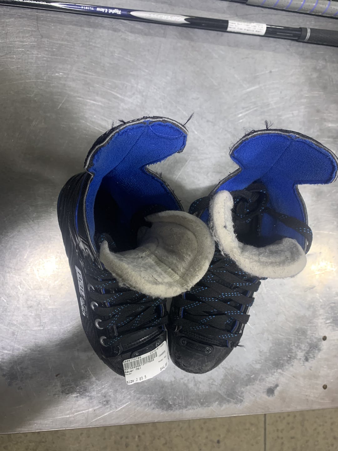 Used Bauer Ms1 Junior 03.5 Ice Hockey Skates SidelineSwap