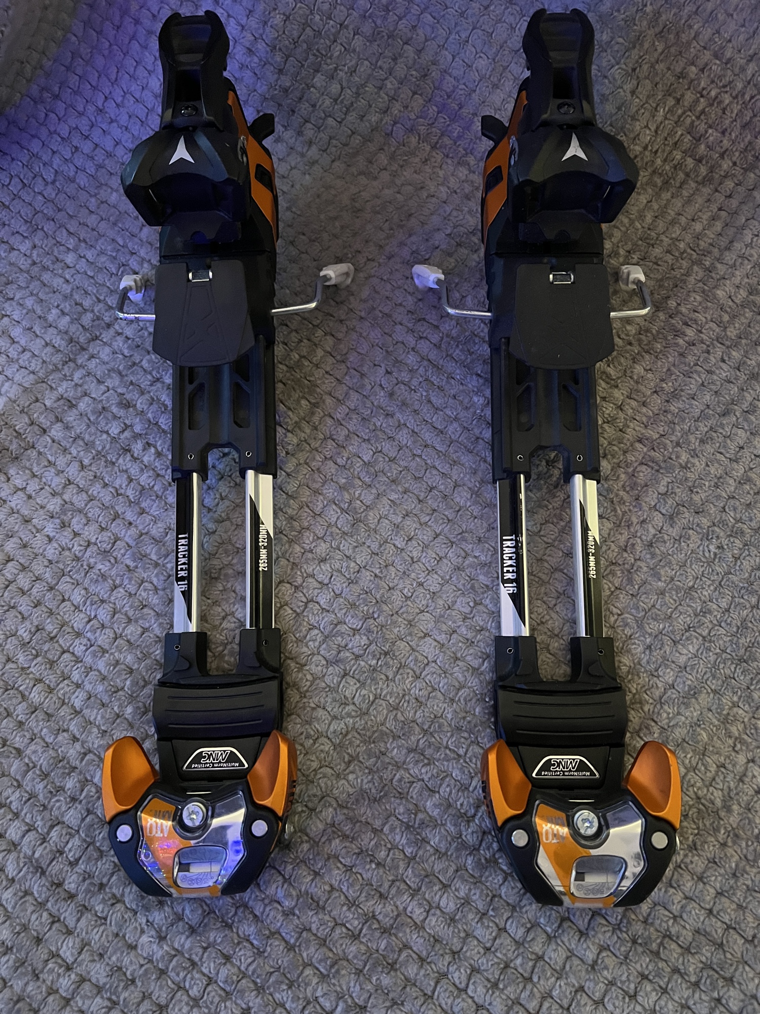 Atomic Tracker 16 Bindings 265mm320mm SidelineSwap