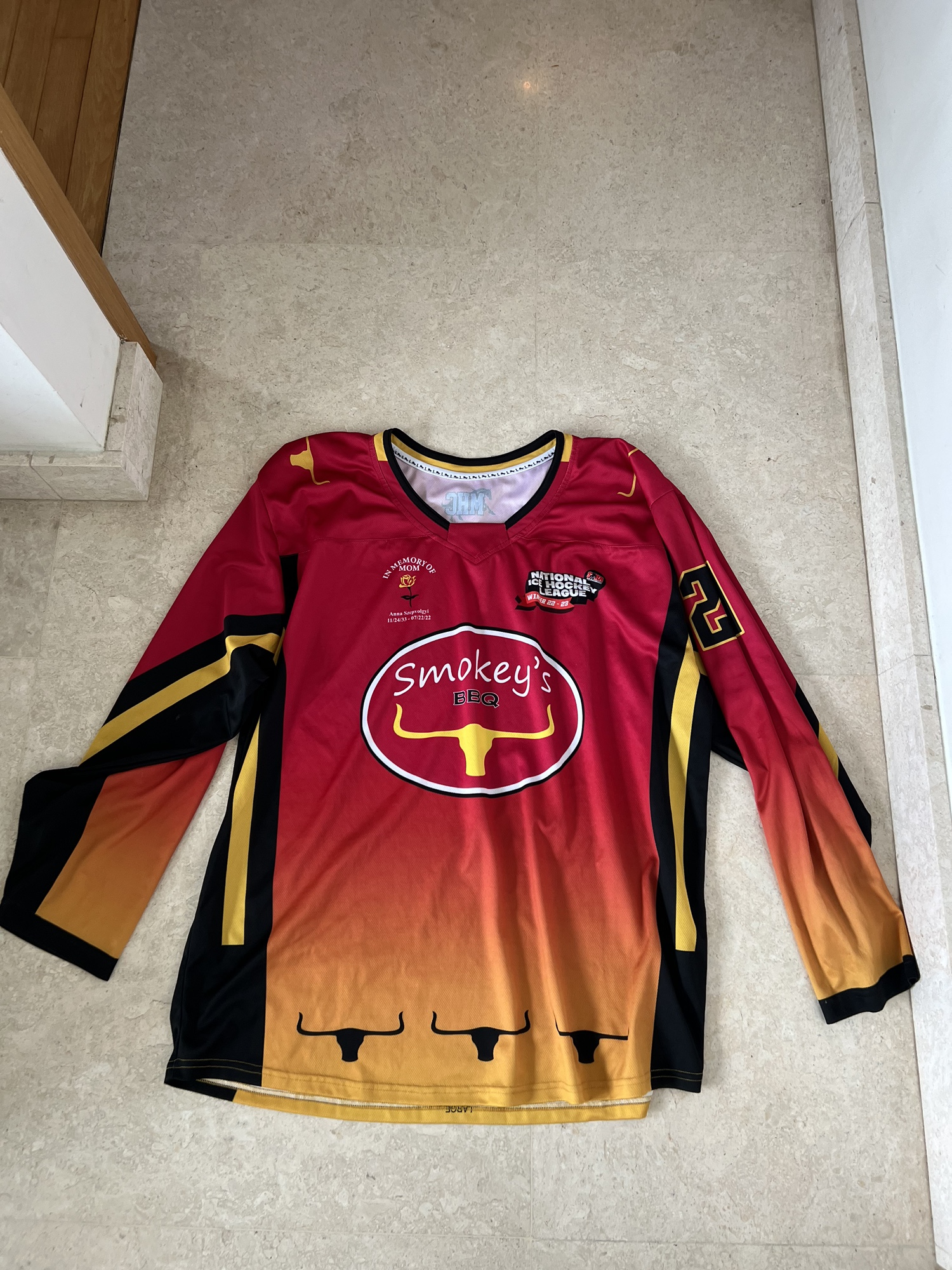 Men’s Large Ice Hockey Jersey SidelineSwap