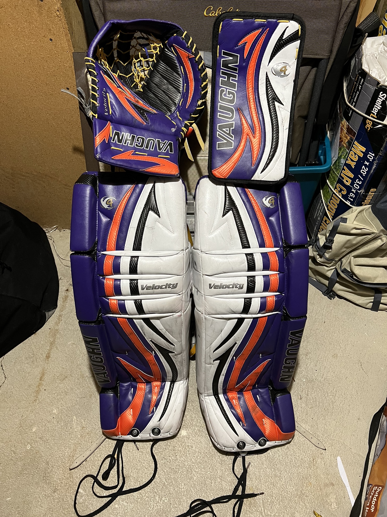 Full Matching 33+2 Vaughn Velocity V4 Hockey Goalie Pads Set + Extras