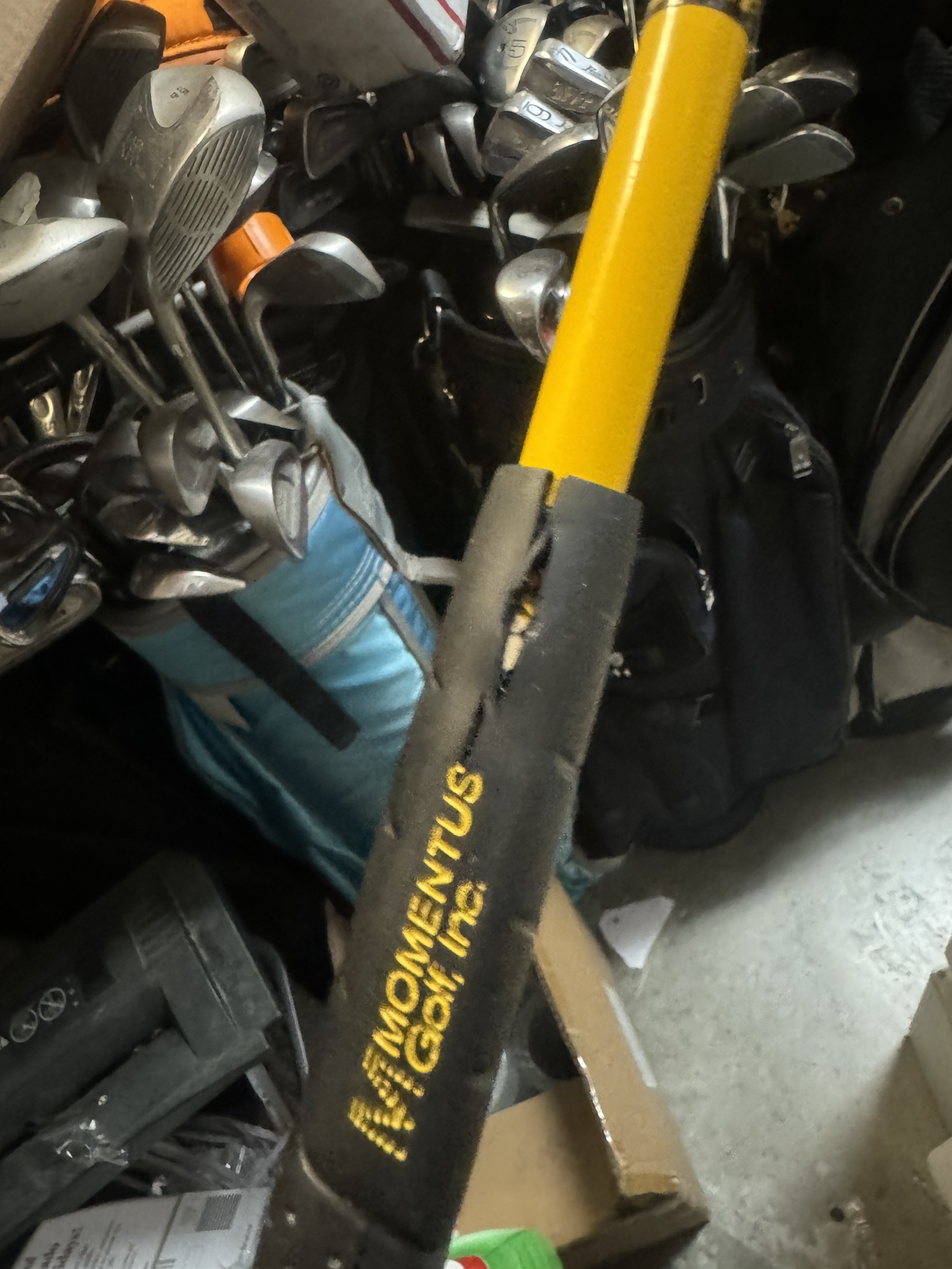 Putter golf trainer Momentus in left handed Used SidelineSwap