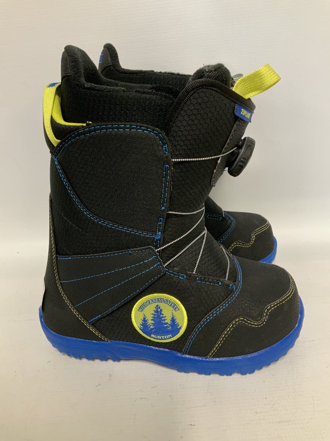 Used Burton Zipline Boa Junior 05 Boys' Snowboard Boots SidelineSwap