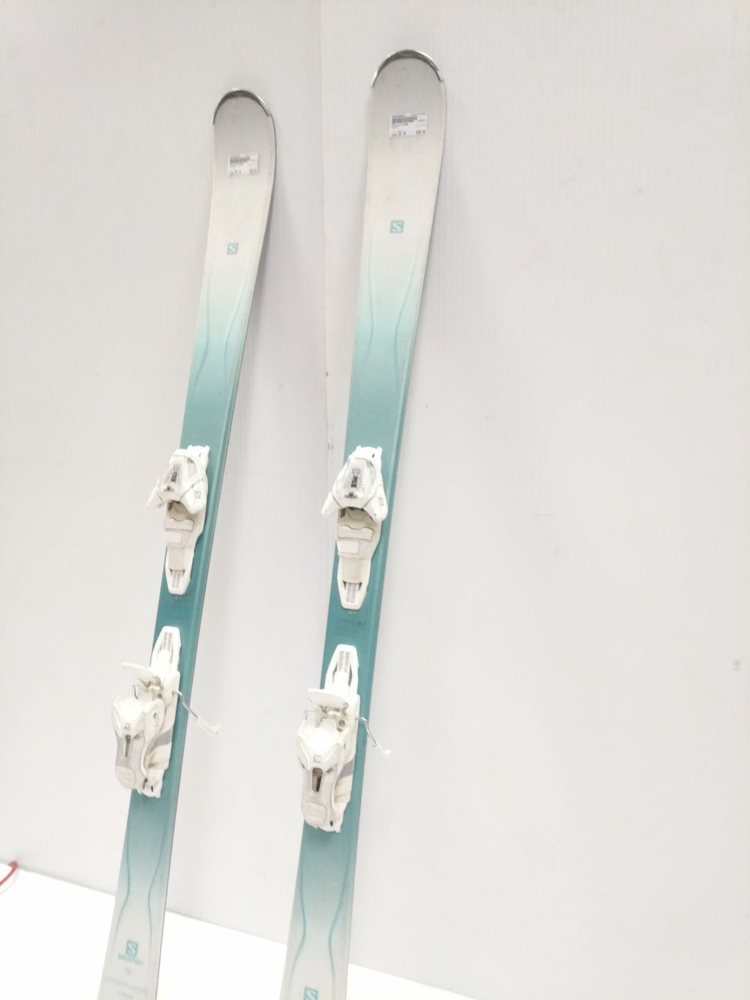 Used Salomon Kiana 151 Cm Women's Downhill Ski Combo