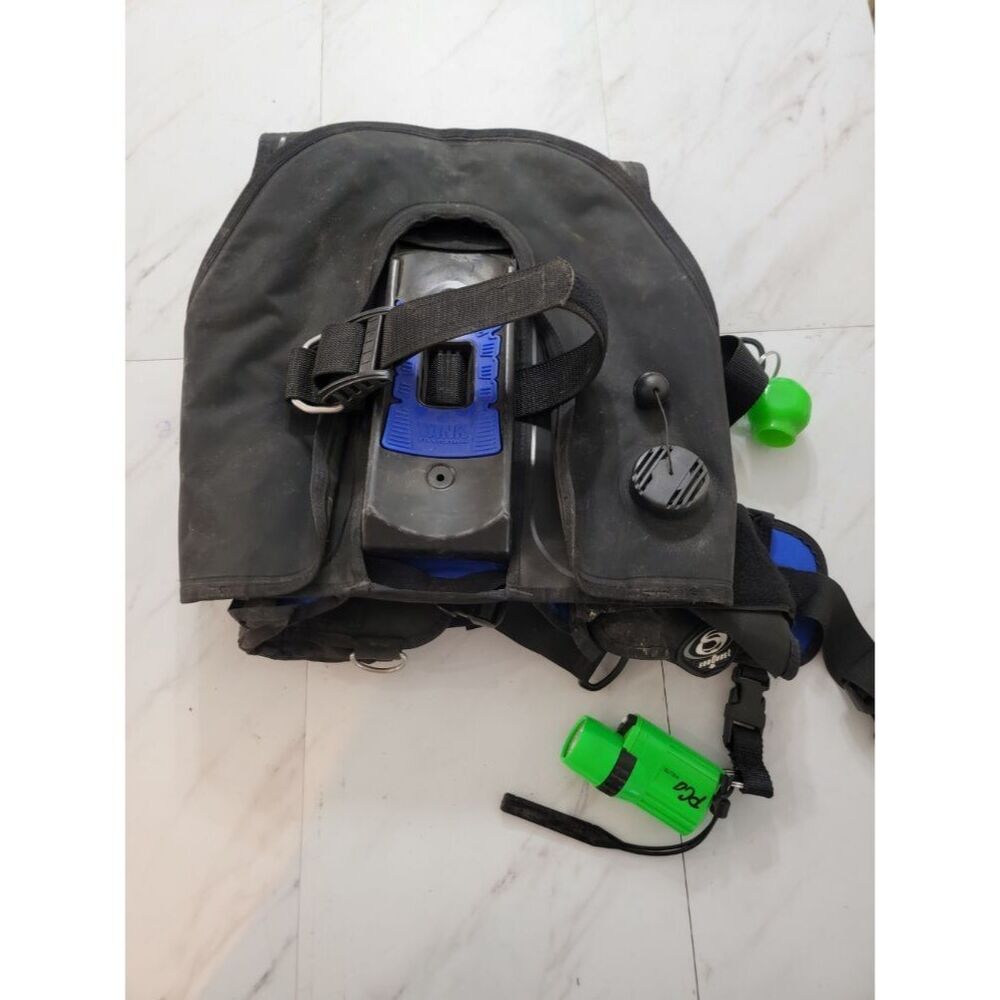 Seaquest Scuba Diving Vest SidelineSwap