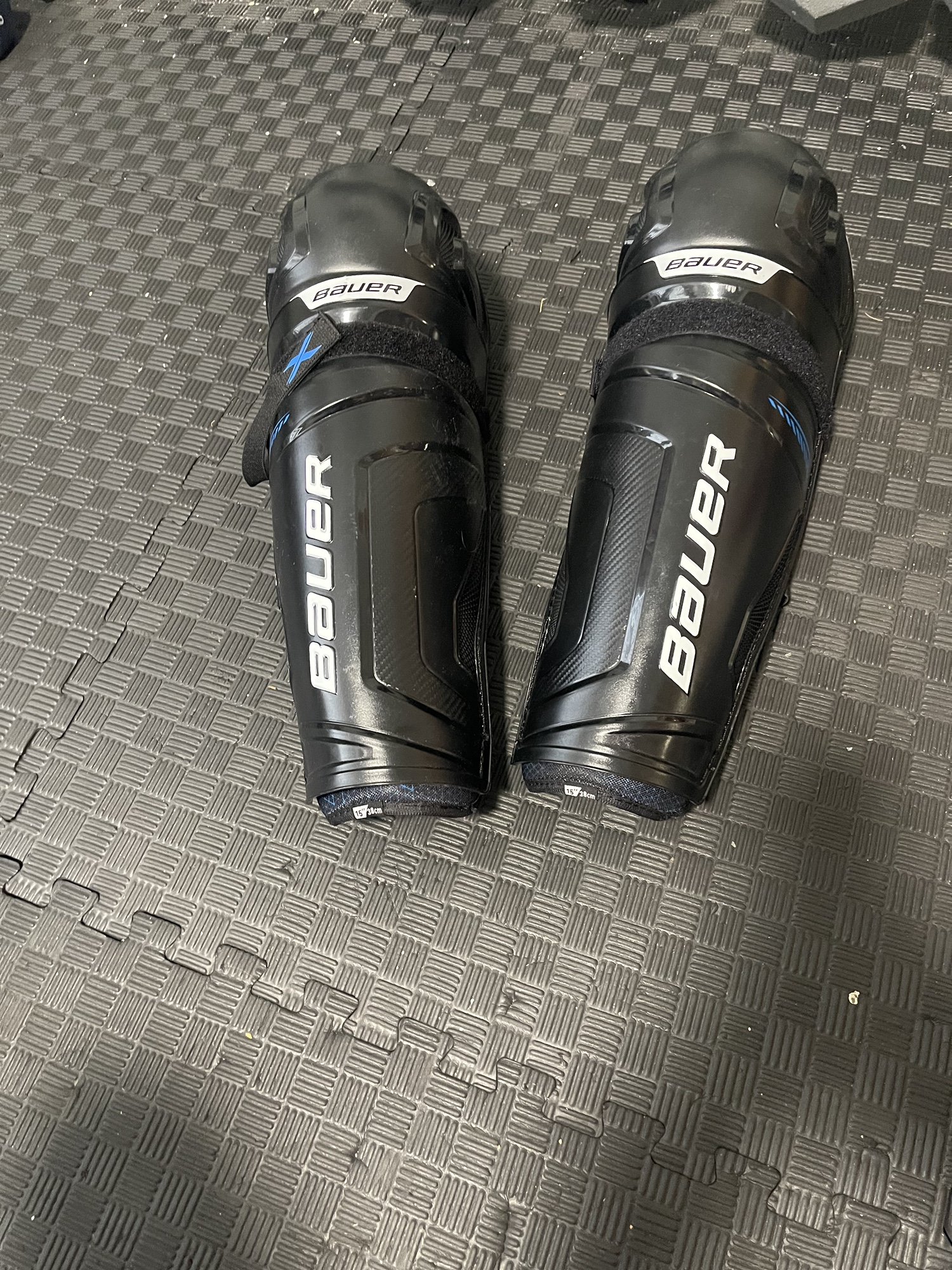 New Bauer 15" X Shin Pads SidelineSwap